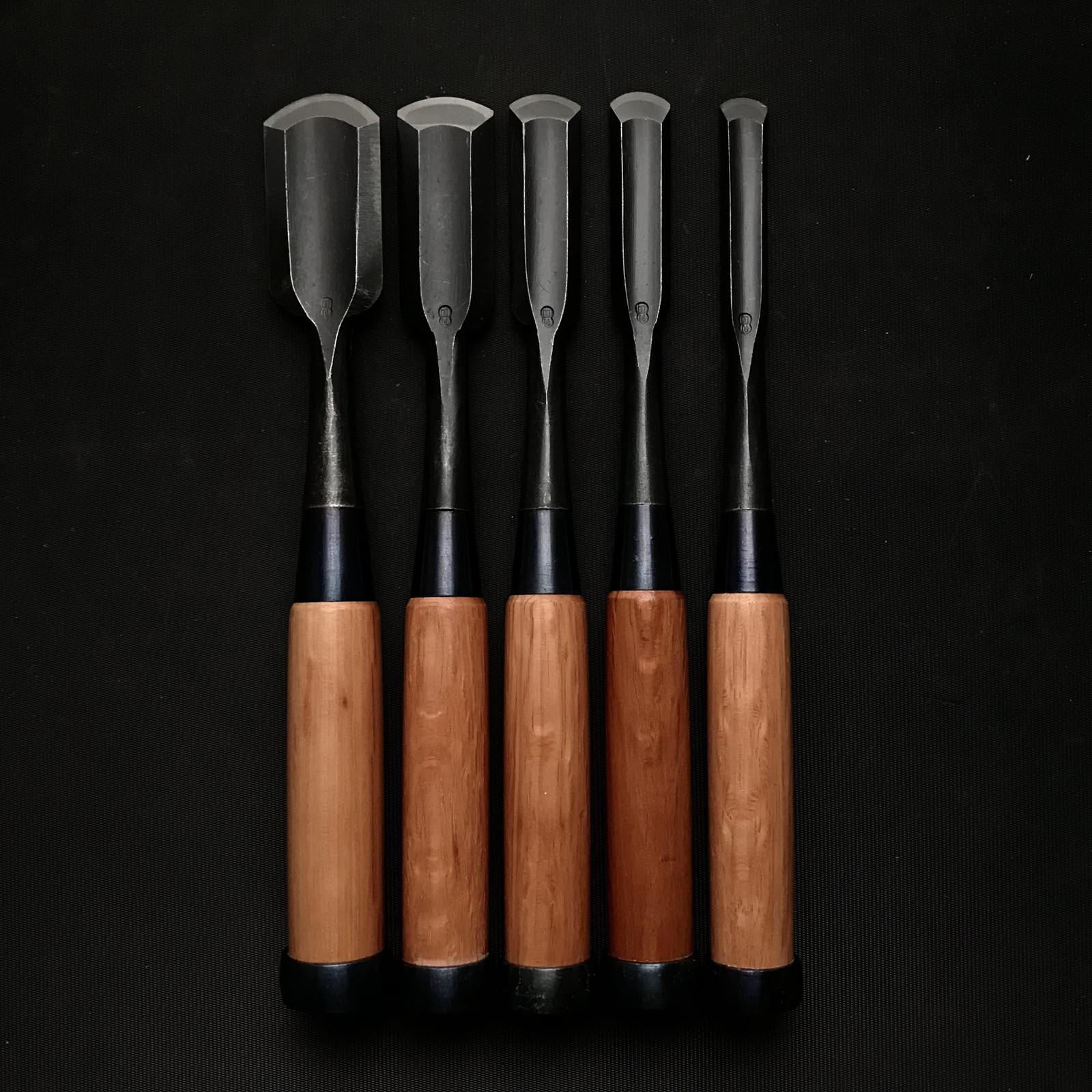 Toshikuni Soto maru chisels set with white steel 利國 外丸組鑿 5本組 Sotomarunomi