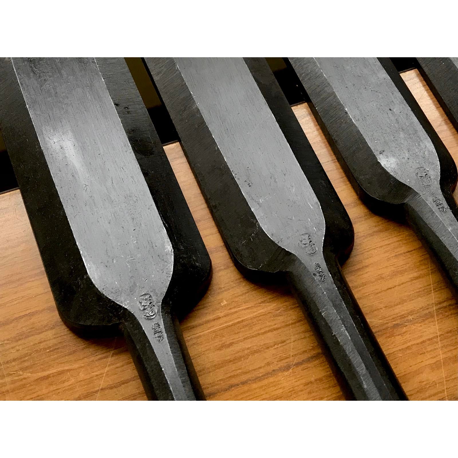 Sukemaru Slick Chisels (Ootsuki-nomi, Hontsuki-Nomi) 助丸 本突き鑿 48,42,36,30,24mm