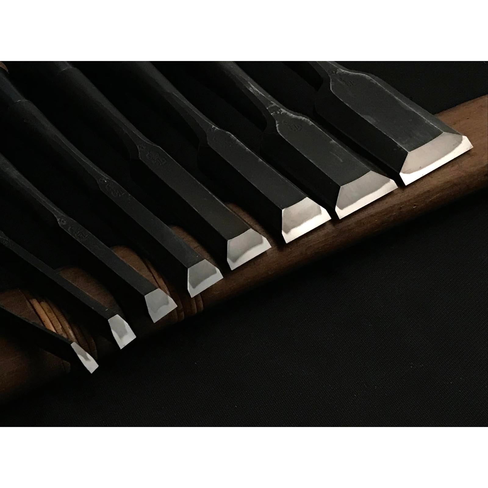 中古長広(ナガヒロ) 卓上ノミセット 中古長弘 追入組鑿 8本組 おいれのみ