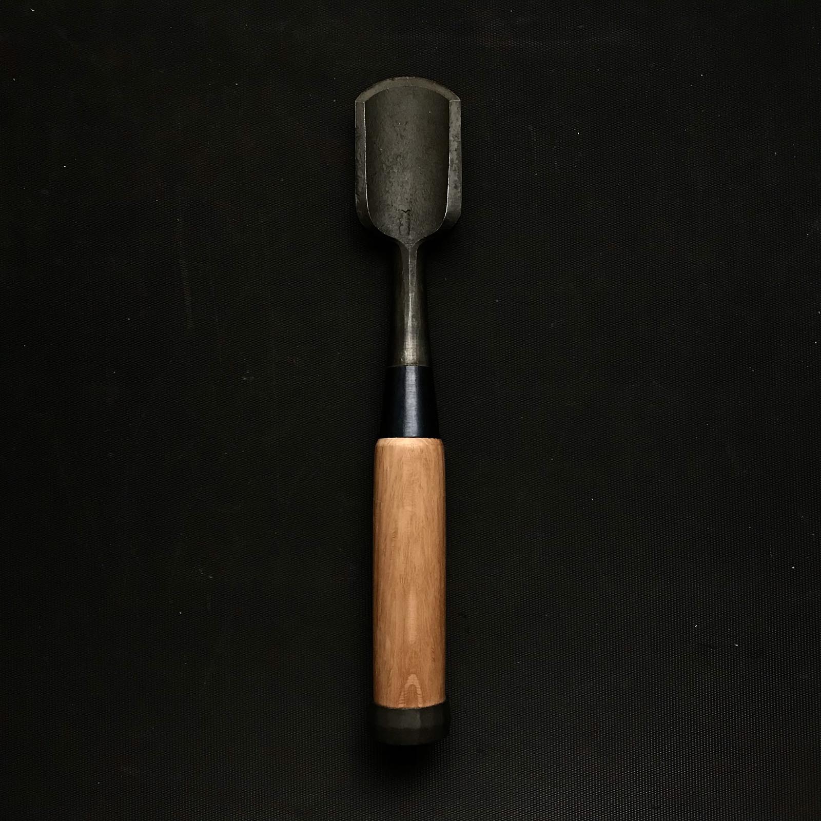 Old stock Kikuhiromaru Soto-Maru chisels  掘出し物 菊弘丸 外丸鑿 36mm