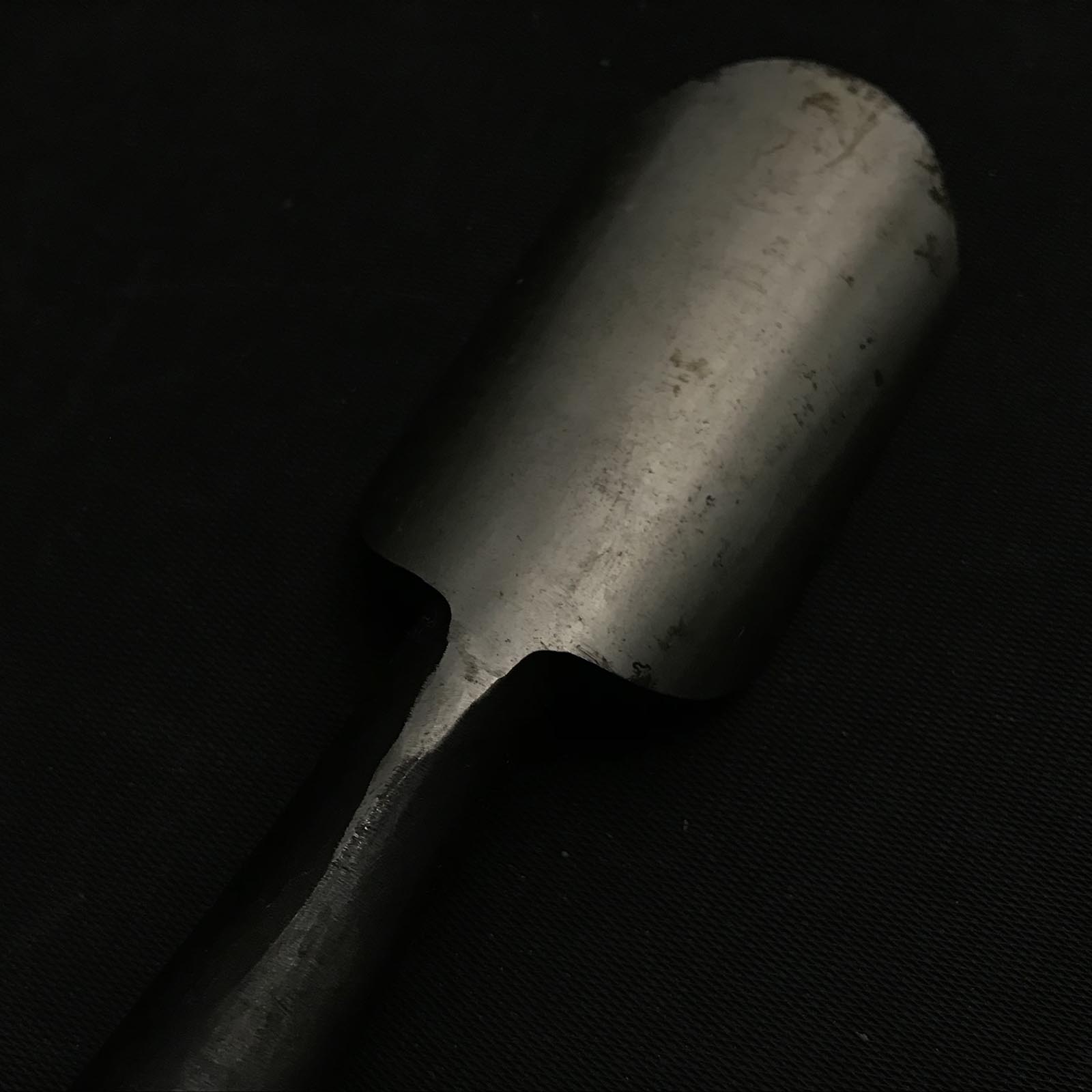 Old stock Kikuhiromaru Soto-Maru chisels 掘出し物 菊弘丸 外丸鑿 36mm