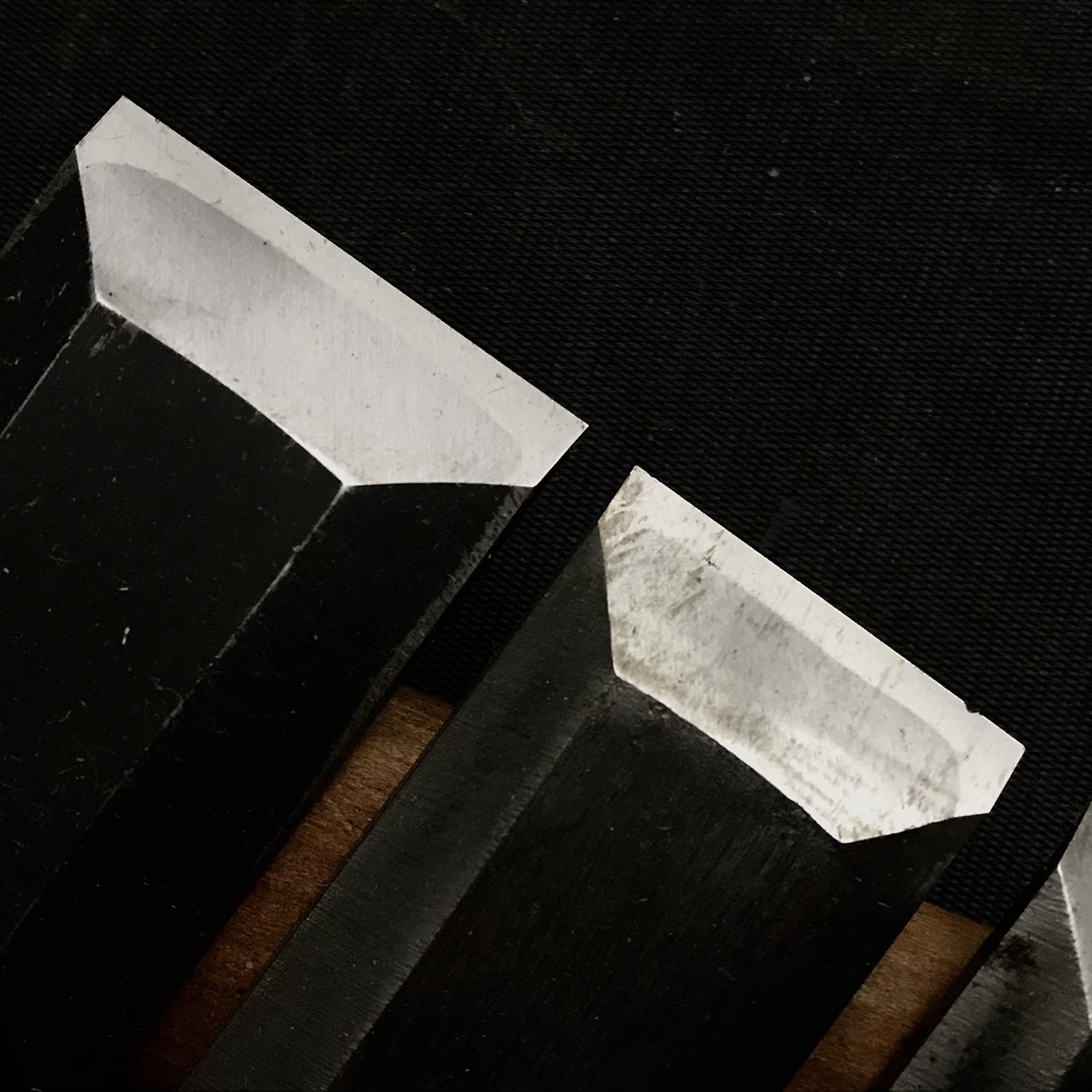 Used Yamahiro Timber chisels by Okayama Takeshi 中古 岡山猛作 山弘 叩鑿 Tatakinomi