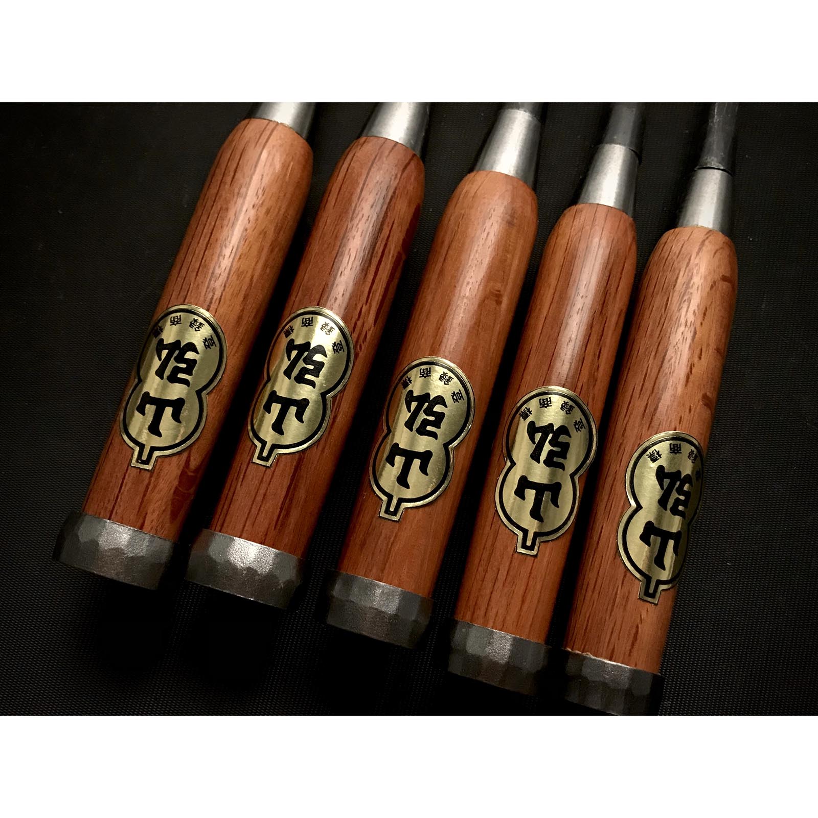 Old stock Yamahiro Soto maru chisels set by Okayama Takeshi 掘出し物 岡山猛作 山弘 外丸鑿5本組 Sotomarunomi
