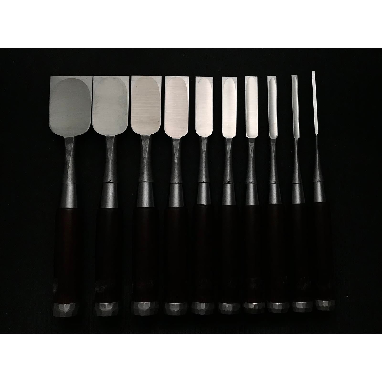 五百蔵作 木目追入組鑿 紫檀柄 Ioroi Mokume Bench chisels set (Oirenomi)