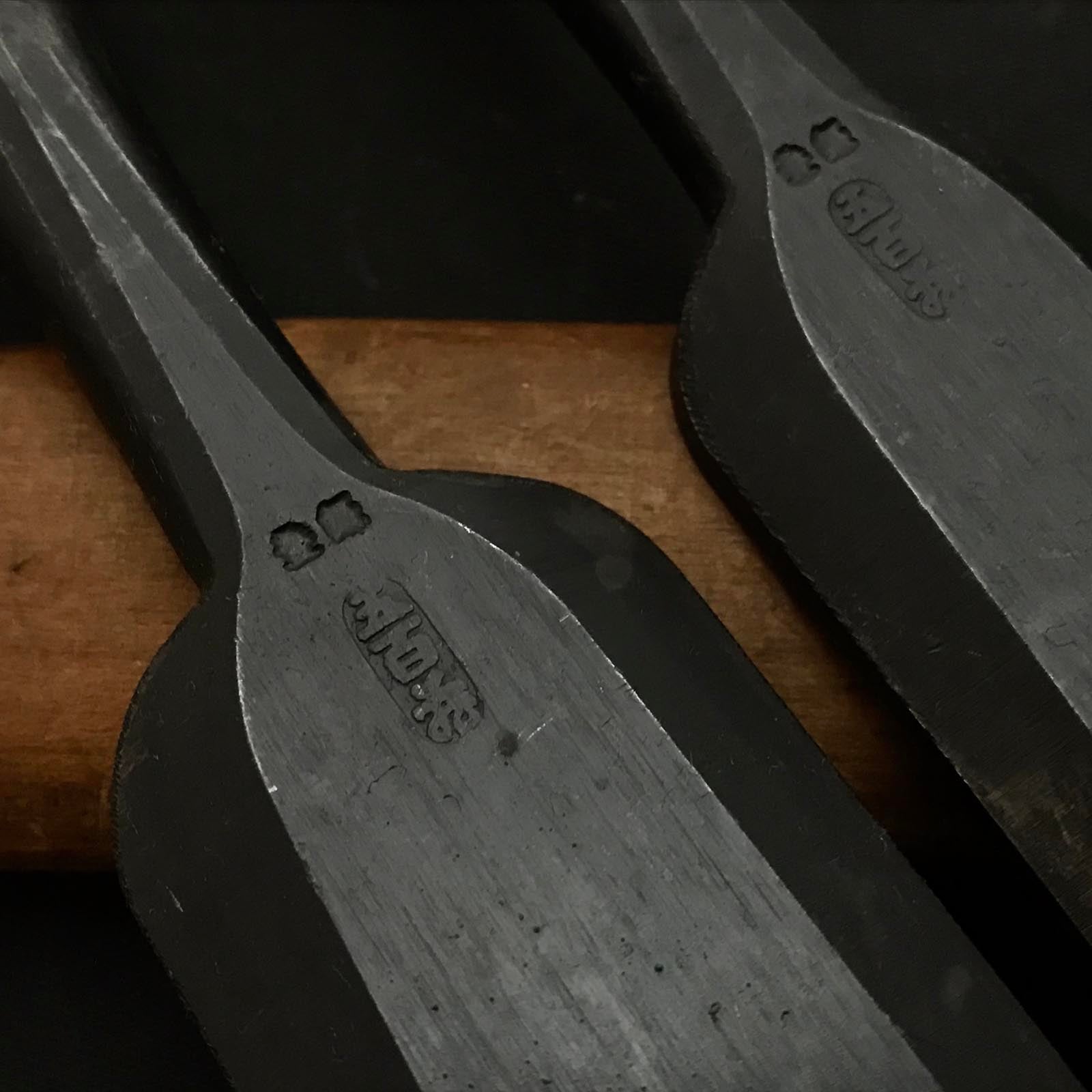 Ioroi Bench chisels set (Oirenomi) 五百蔵作 追入組鑿