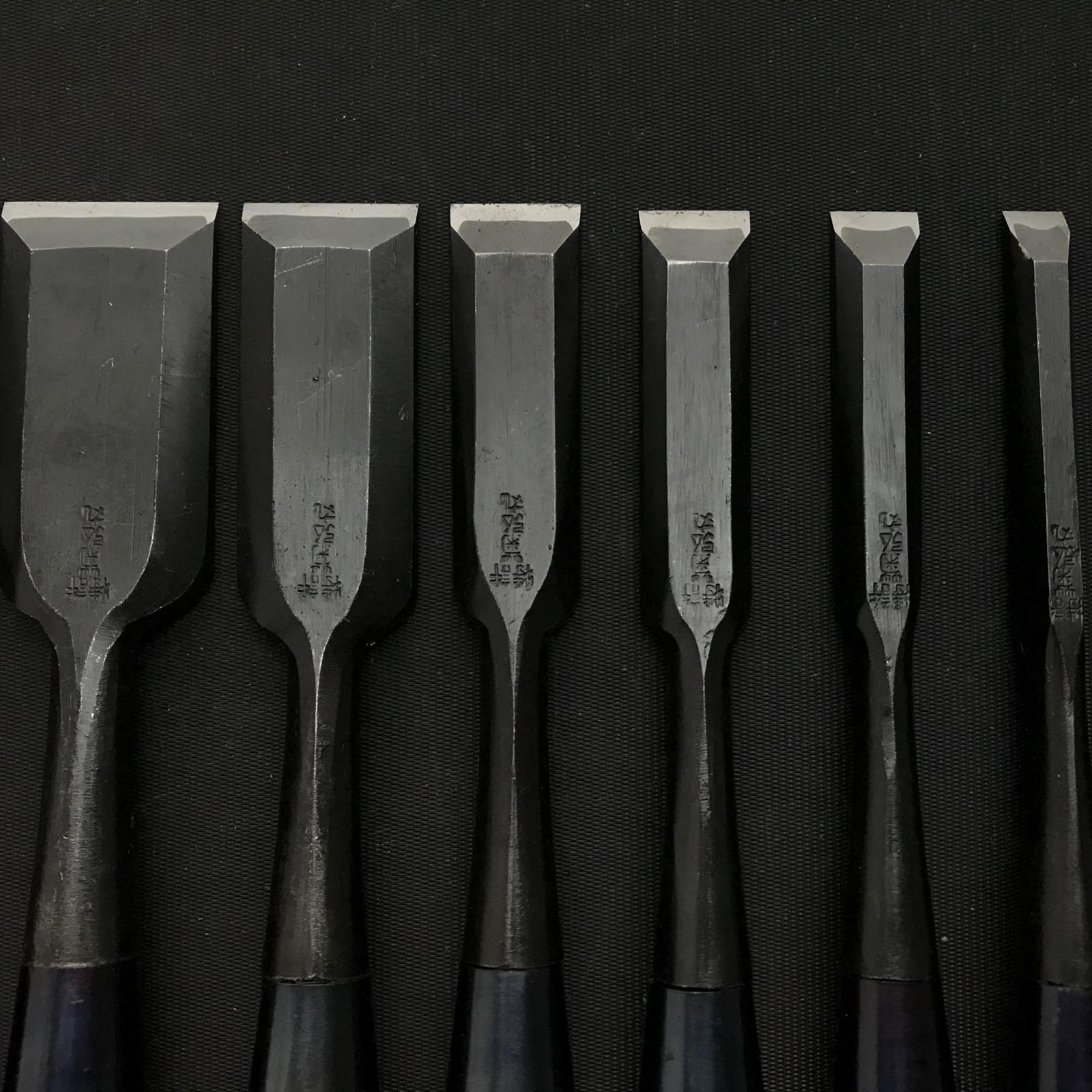 Kikuhiromaru Bench chisels set #2(Oirenomi) with wooden box 菊弘丸 追入組鑿 桐箱付