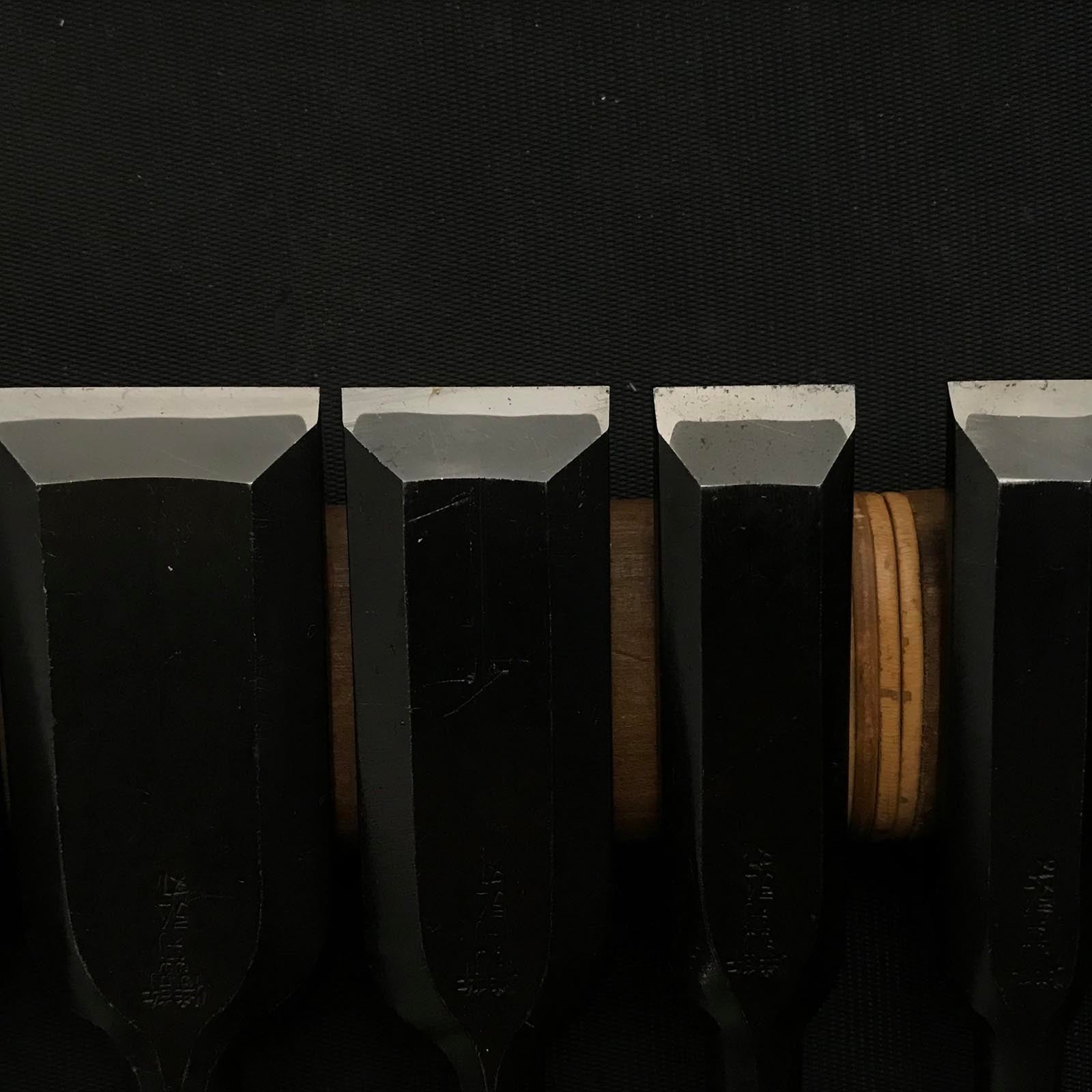 Kikuhiromaru Bench chisels set #2(Oirenomi) with wooden box 菊弘丸 追入組鑿 桐箱付