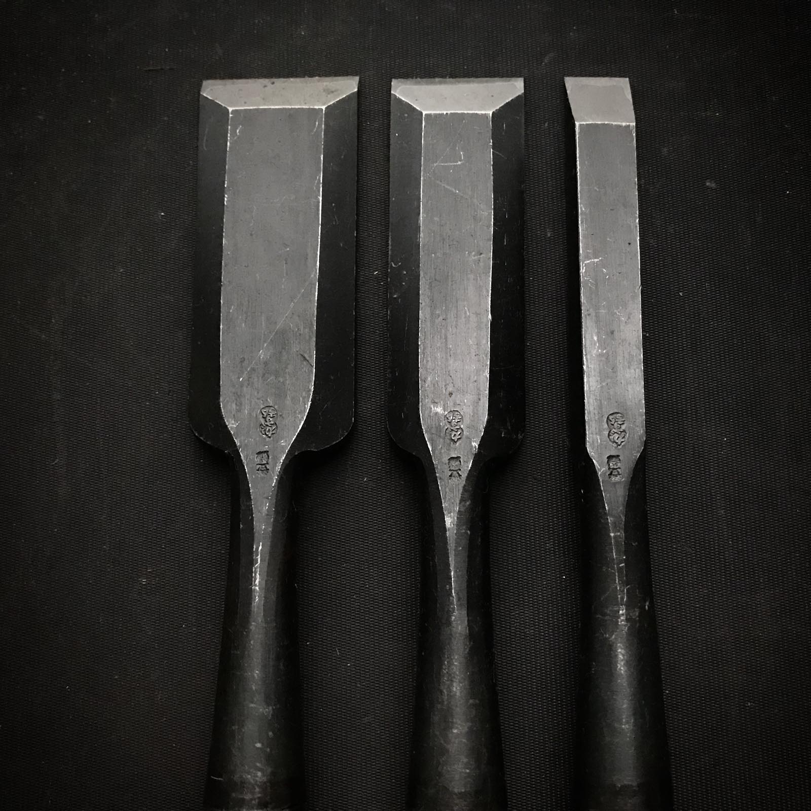 Old stock Kazuhiro Timber chisels by Endou Kazuo 掘出し物 遠藤一雄氏 かず弘 叩鑿 Tatakinomi