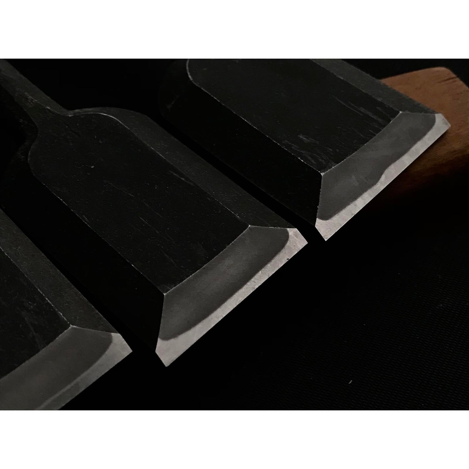 Old stock Kougetsu Bench chisels set with longer handle by Yamazaki Nobutsugu 掘出し物 光月 山崎信次作 追入組鑿 長柄 Orenomi