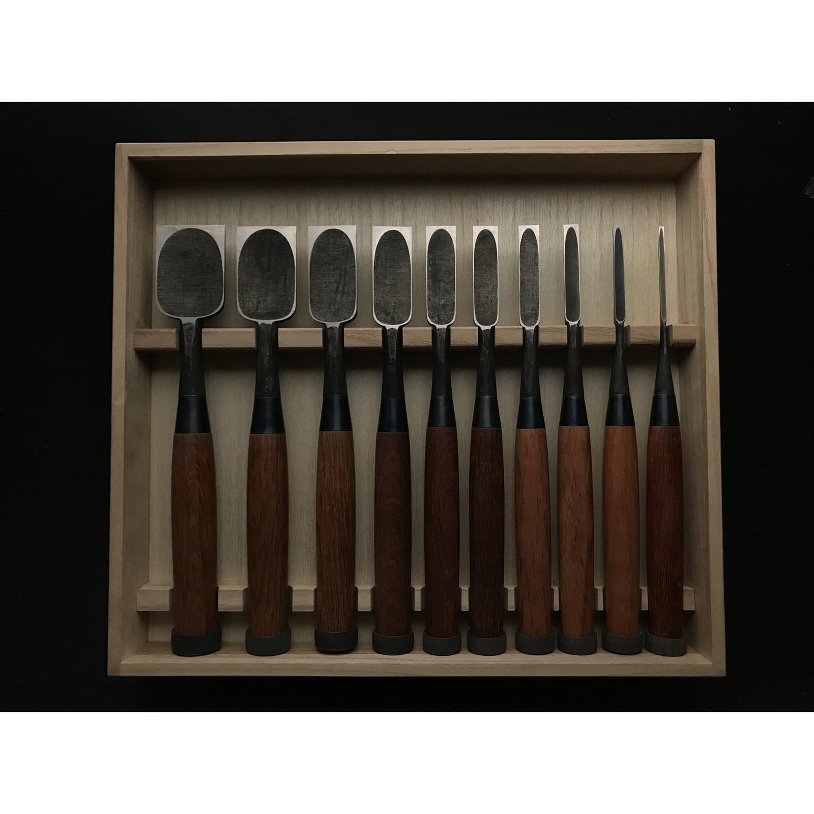 オールドストック 山廣初期作品の卓上ノミセット 岡山猛作 追入10本組鑿 山弘 三分長柄 オイレノミ