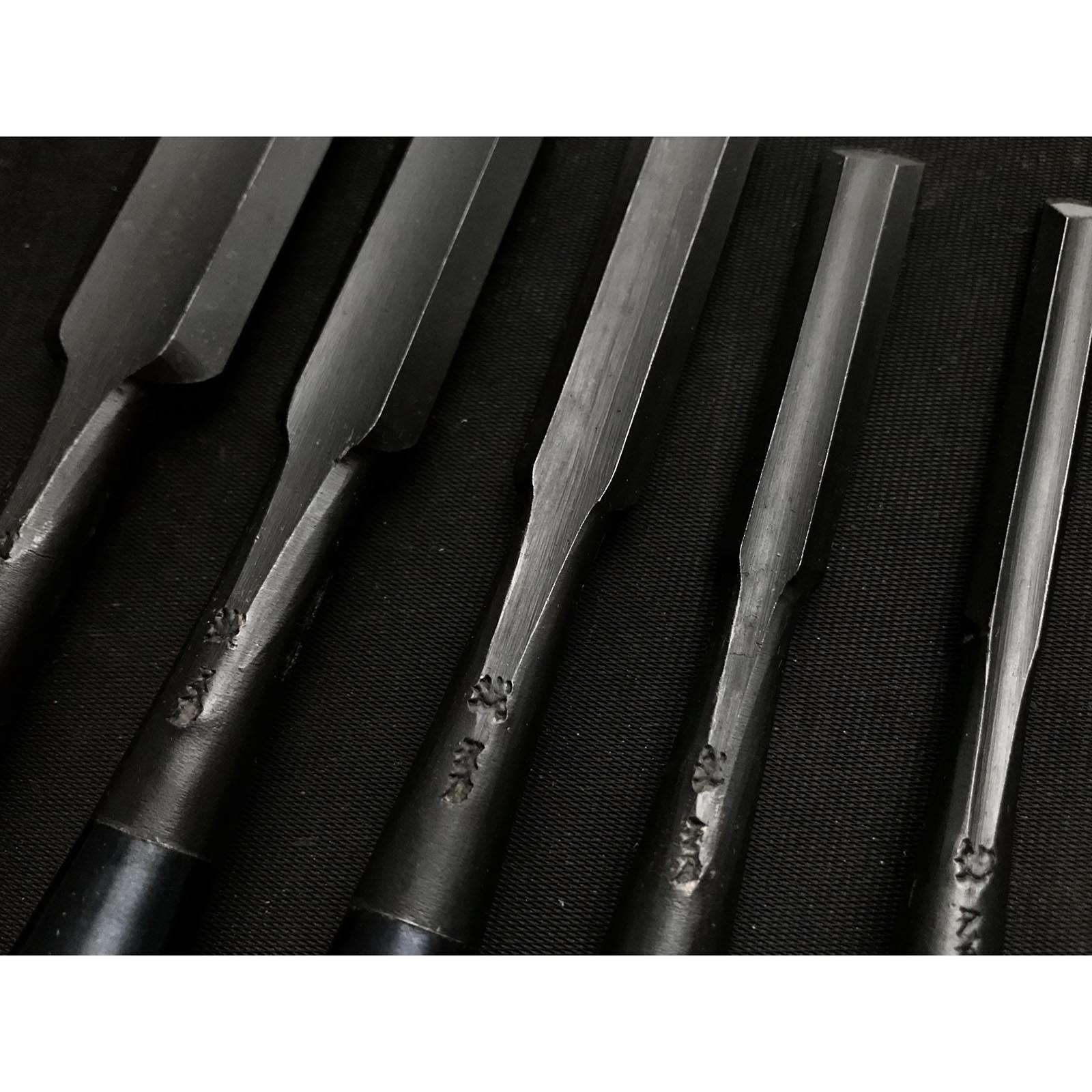 Old stock Kunikei Soto maru chisels set by Ikeda Yoshiro 掘出し物 池田慶郎氏 三代目国慶作 外丸鑿5本組 Sotomarunomi