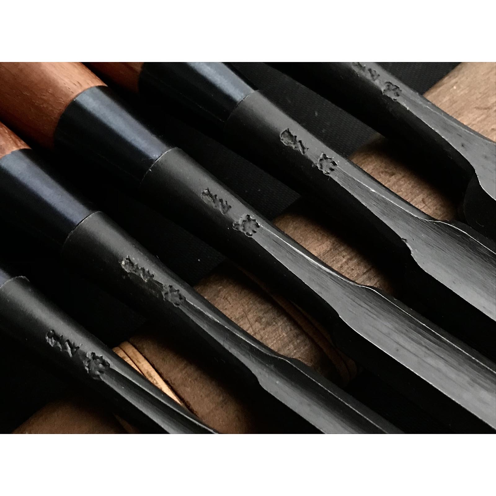 Old stock Kunikei Soto maru chisels set by Ikeda Yoshiro 掘出し物 池田慶郎氏 三代目国慶作 外丸鑿5本組 Sotomarunomi