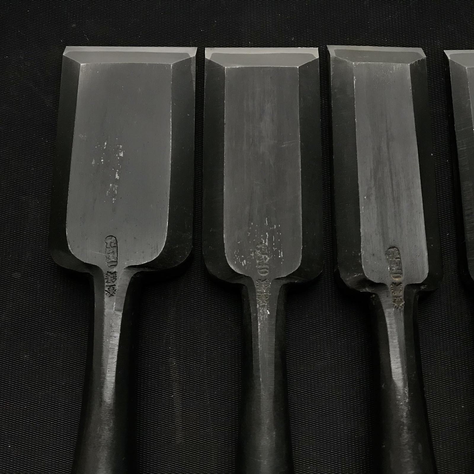 Fujihiro Shorter Timber Chisel by 今井忠太郎 今井忠太郎作 二治弘 中叩鑿 Chu-Tatakinomi