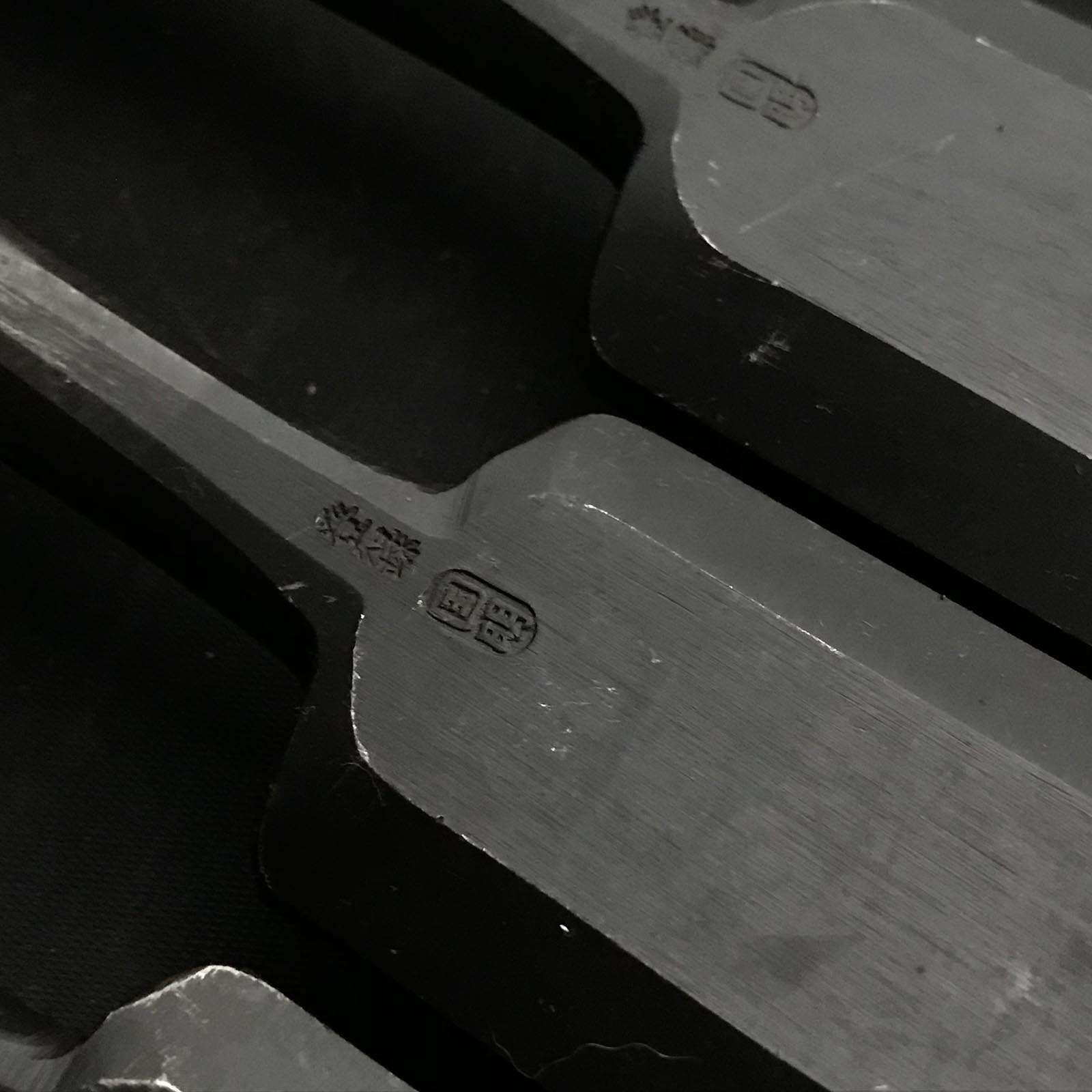 Old stock Kuniaki Timber chisels set with White steel 掘出し物 国明 叩鑿6本組 Tatakinomi