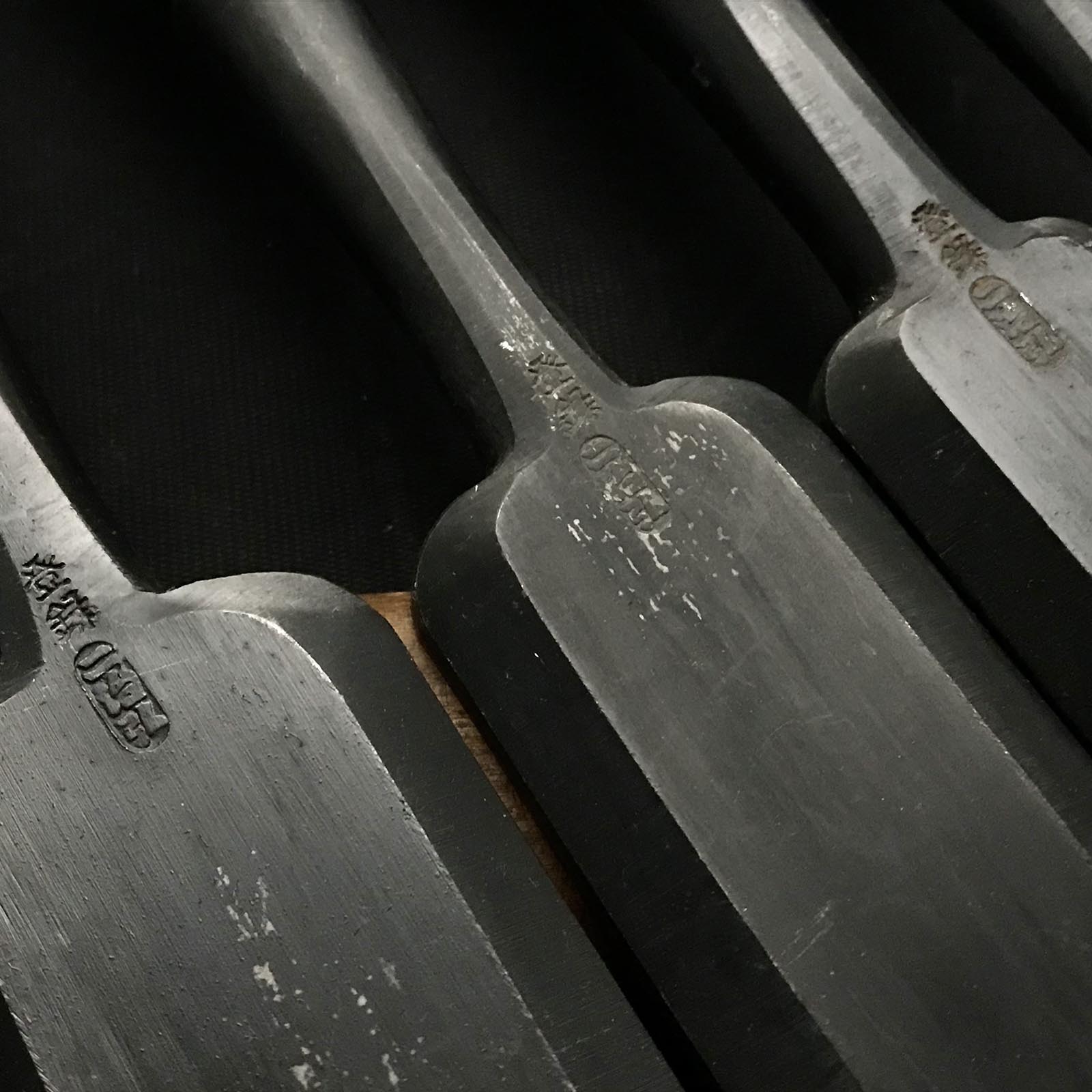 Fujihiro Shorter Timber Chisel by 今井忠太郎 今井忠太郎作 二治弘 中叩鑿 Chu-Tatakinomi