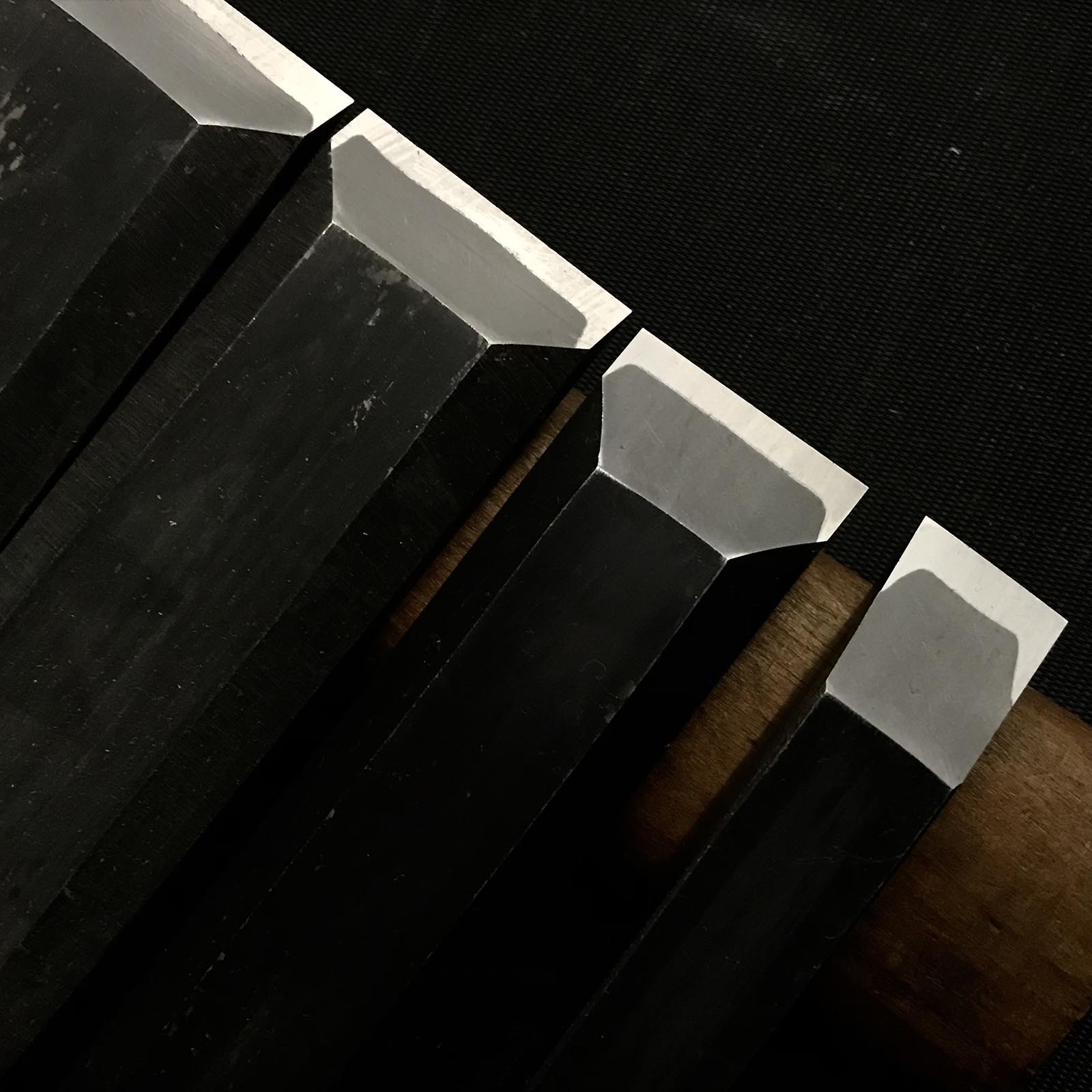 Fujihiro Timber chisel by Chuutarou Imai 今井忠太郎作 二治弘 叩鑿 Tatakinomi