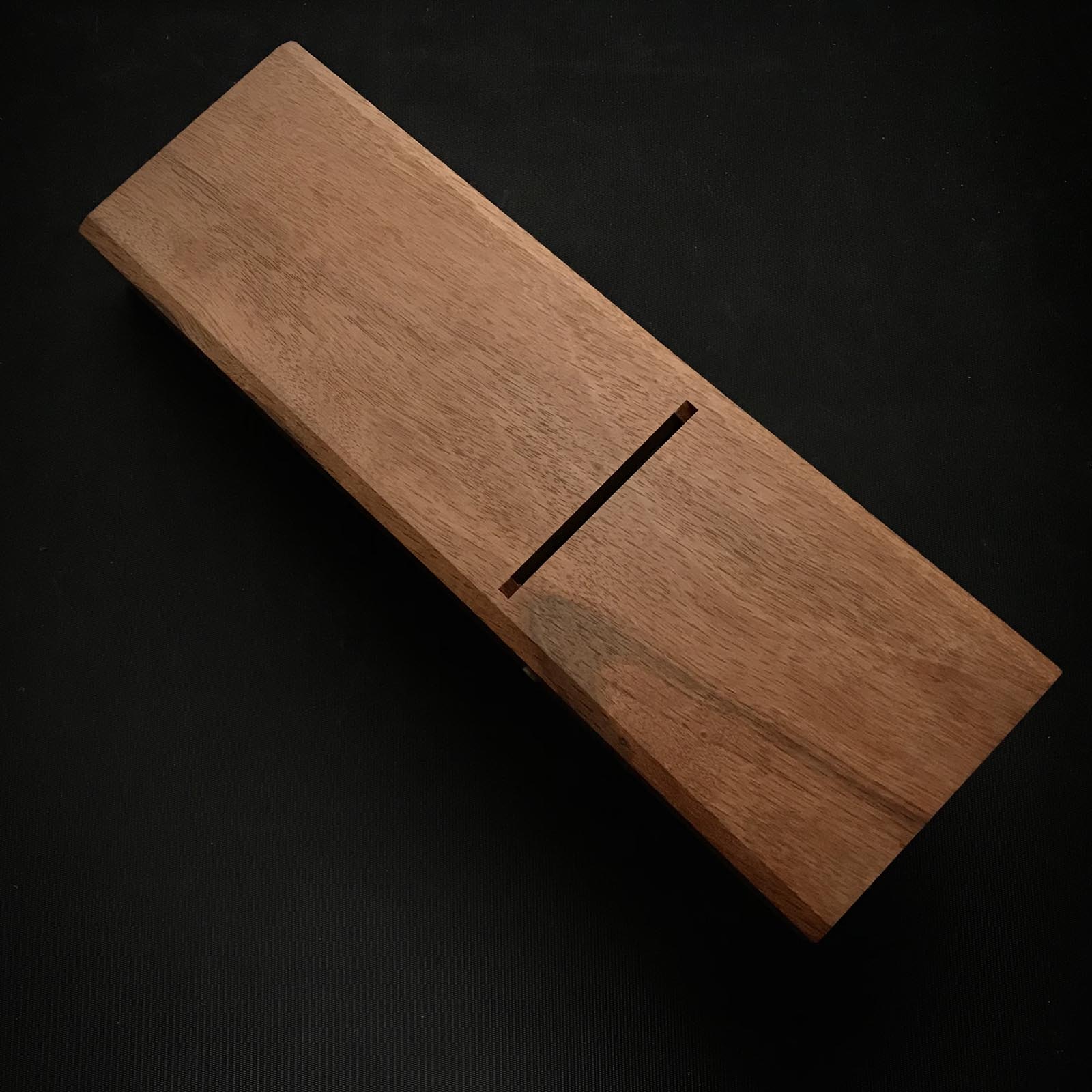 Old stock Ran Smoothing Plane (Kanna) by Sakada Keiji 掘出し物 蘭 坂田憲治作 仕上げ鉋 70mm