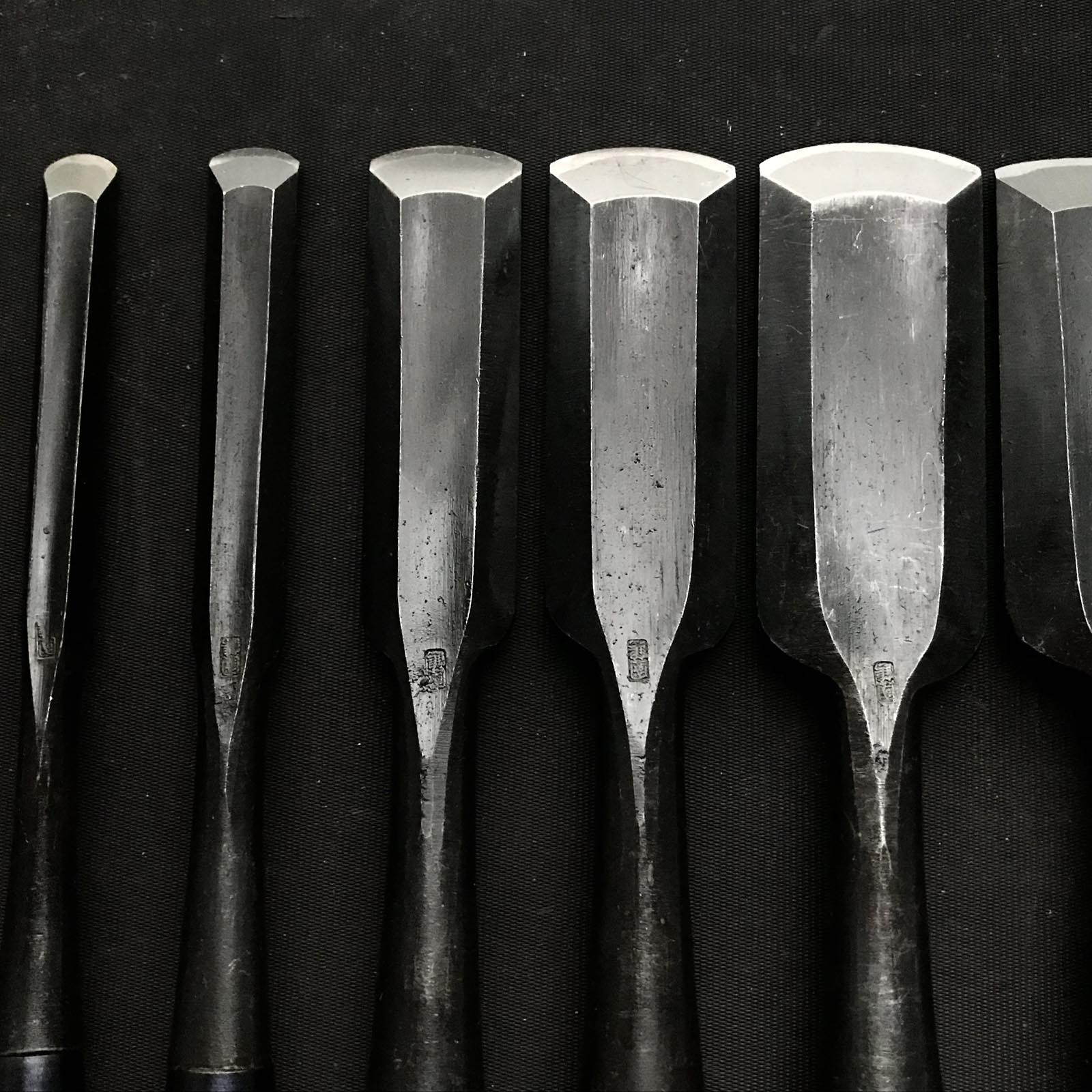 Old stock Kunitsuru Soto maru chisels set with white steel 掘出し物 國鶴 外丸叩き鑿 7本組 Sotomarunomi