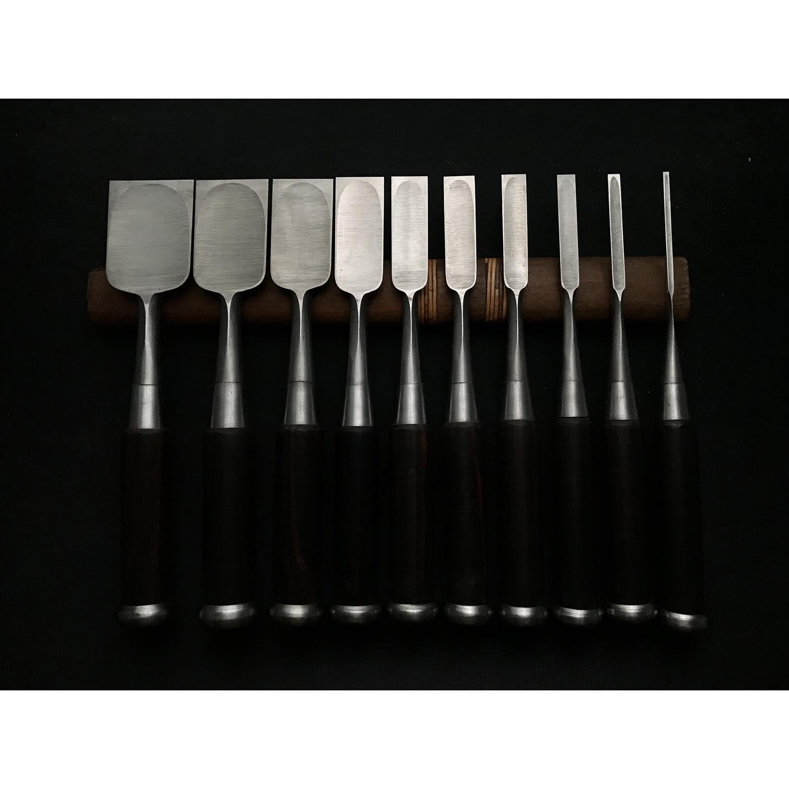 古株 越高 アリ ベンチノミセット 紫檀柄 掘り出し物 越孝 磨仕上 鎬型追入10本組鑿 紫檀柄 しのぎのみ