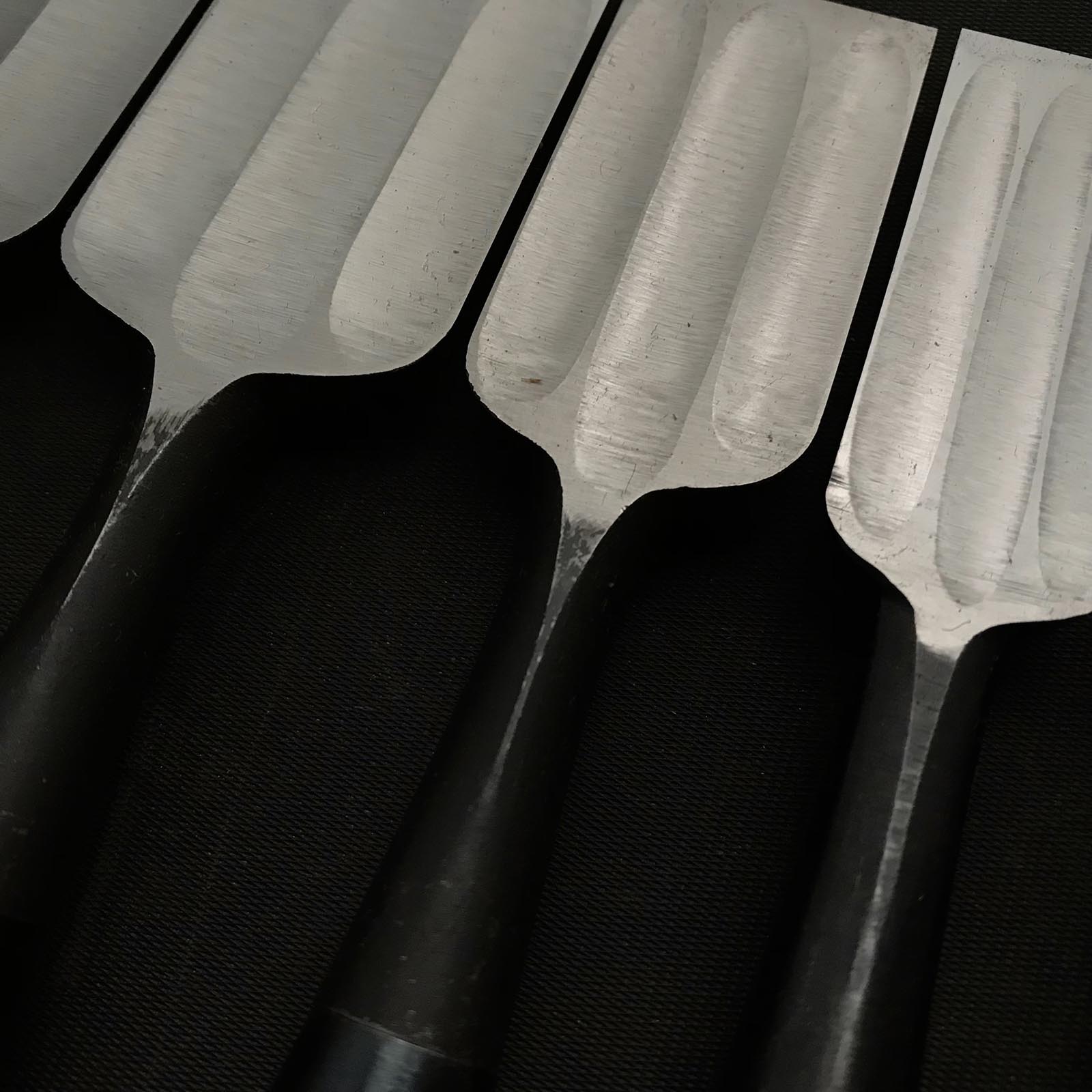 Koshitaka Bench chisels set (Oirenomi)with Triple ura 越孝 追入組鑿 三つ裏