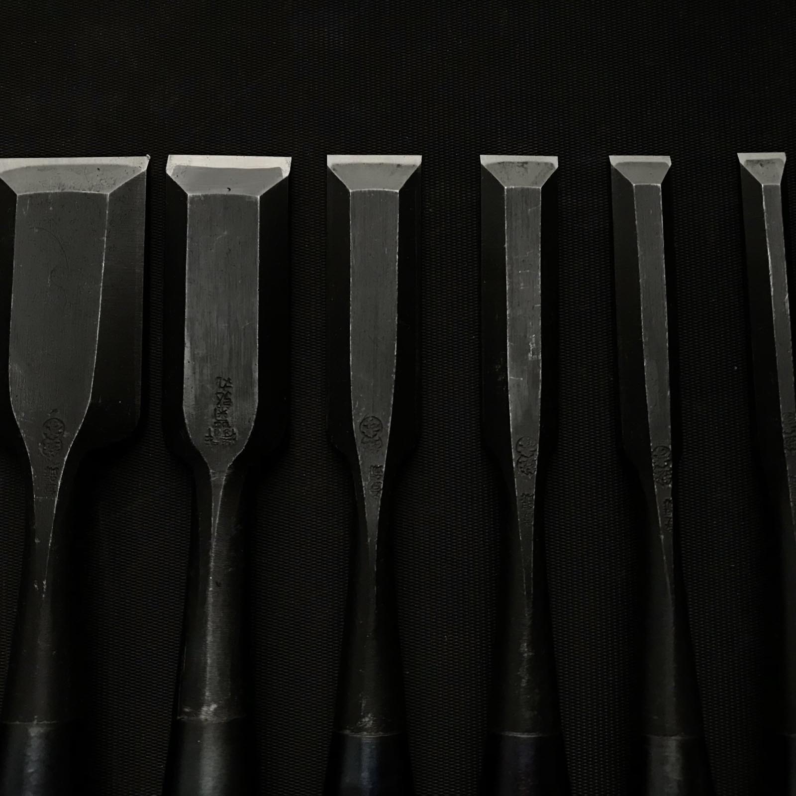 Koshitaka Bench chisels set (Oirenomi)with Triple ura 越孝 追入組鑿 三つ裏