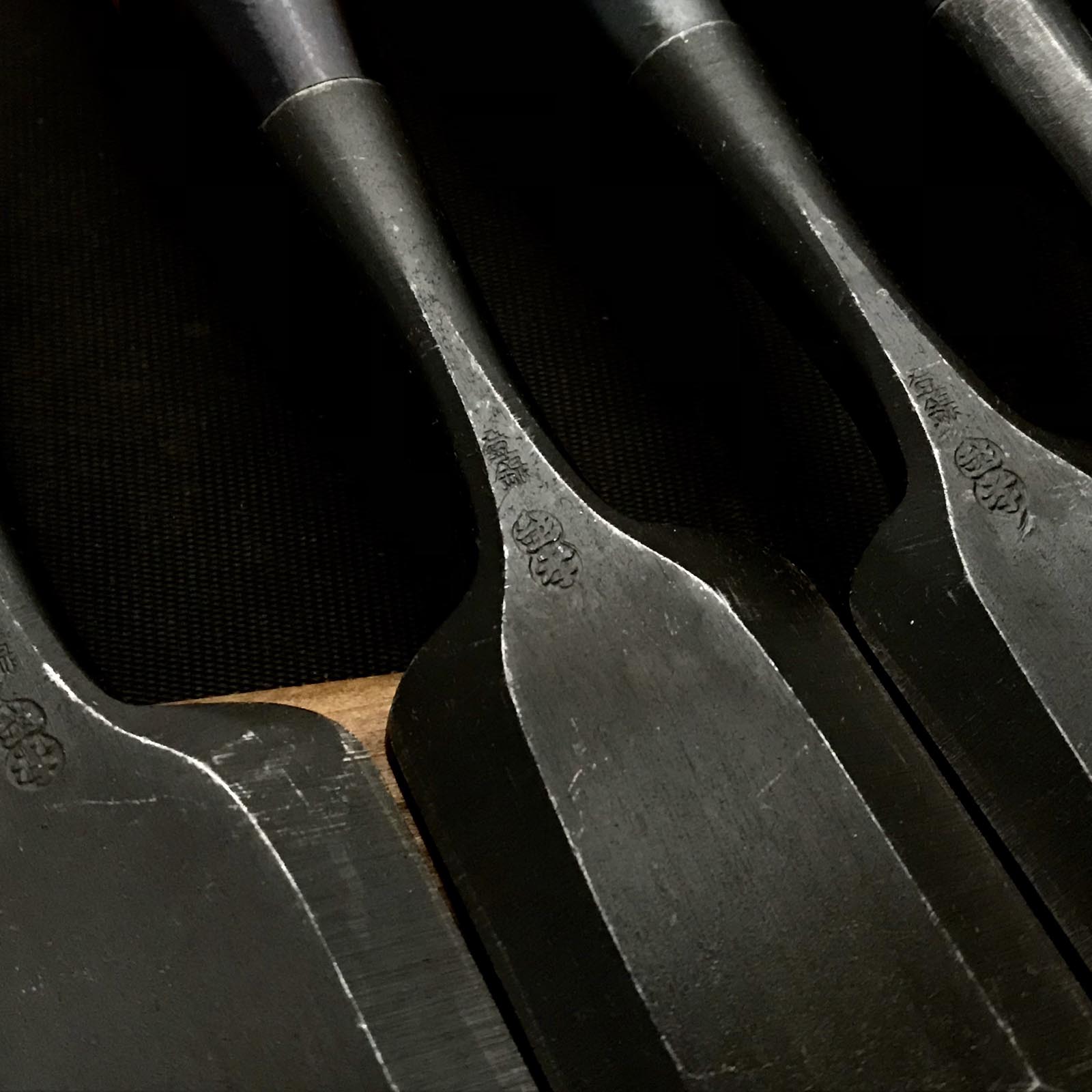 Koshitaka Bench chisels set (Oirenomi)with Triple ura 越孝 追入組鑿 三つ裏