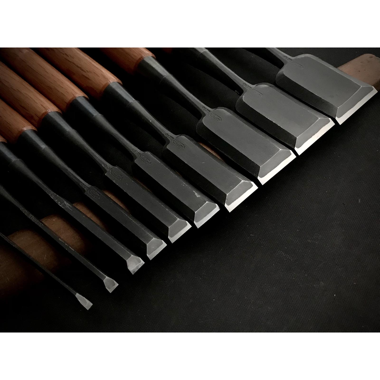 Fujihiro Bench chisels set by Chuutarou Imai 今井忠太郎作 二治弘 追入組鑿 磨裏 Oiirenomi