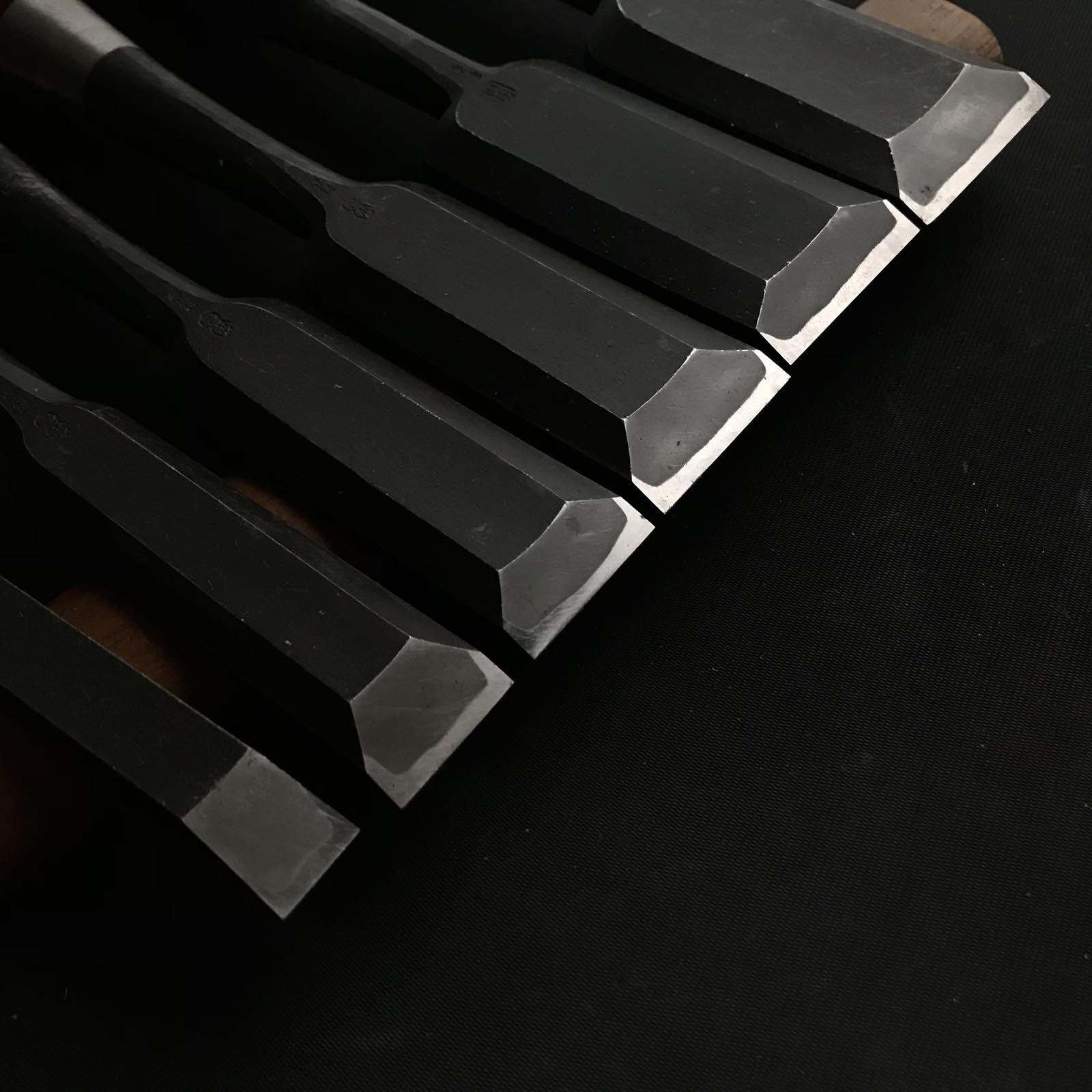 Old stock #1 Korehiro Timber chisels set with White steel 掘出し物 是弘 叩鑿6本組 Tatakinomi