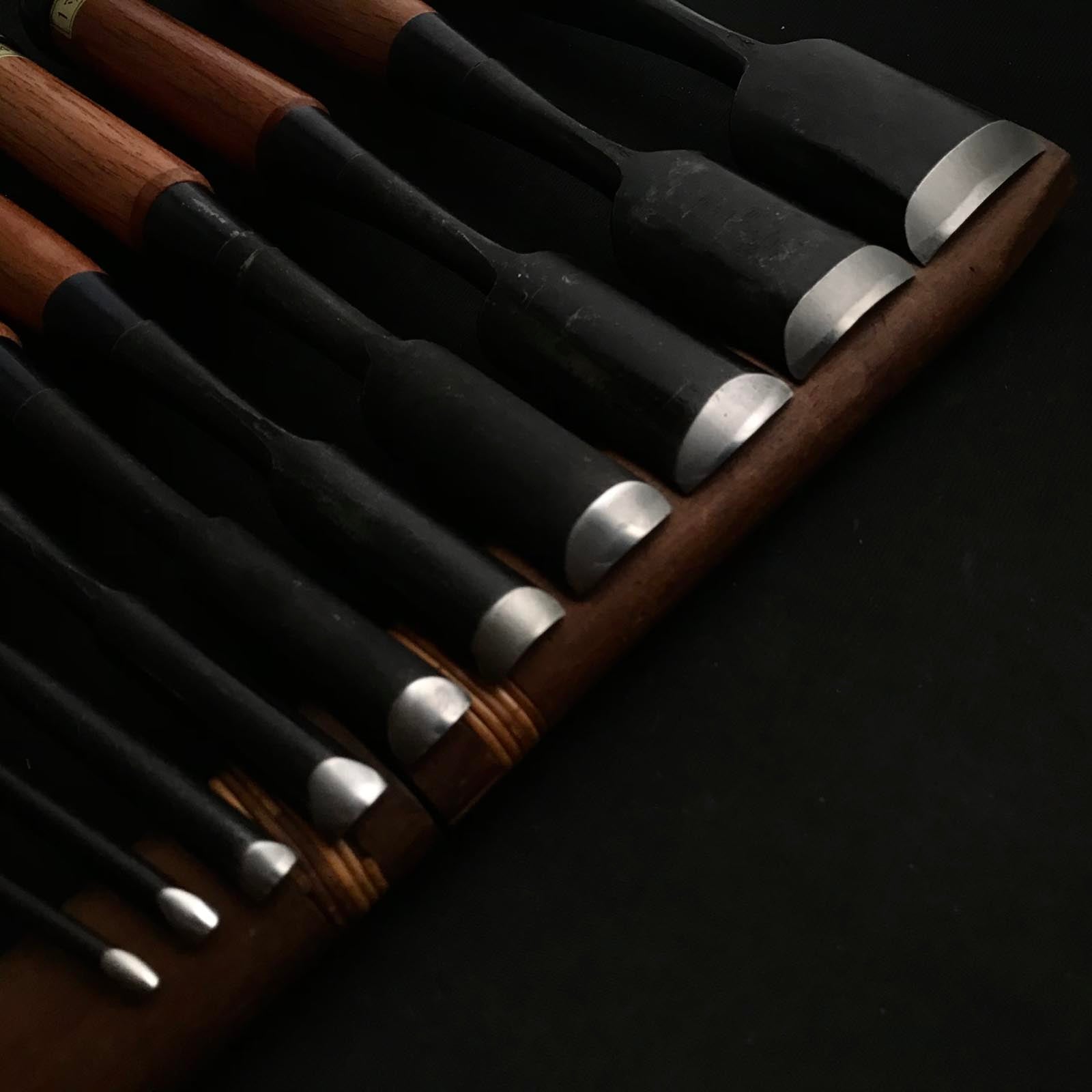 Old stock Uchimaru-Nomi Gouge Chisels set 掘出し物 内丸鑿 10本組鑿
