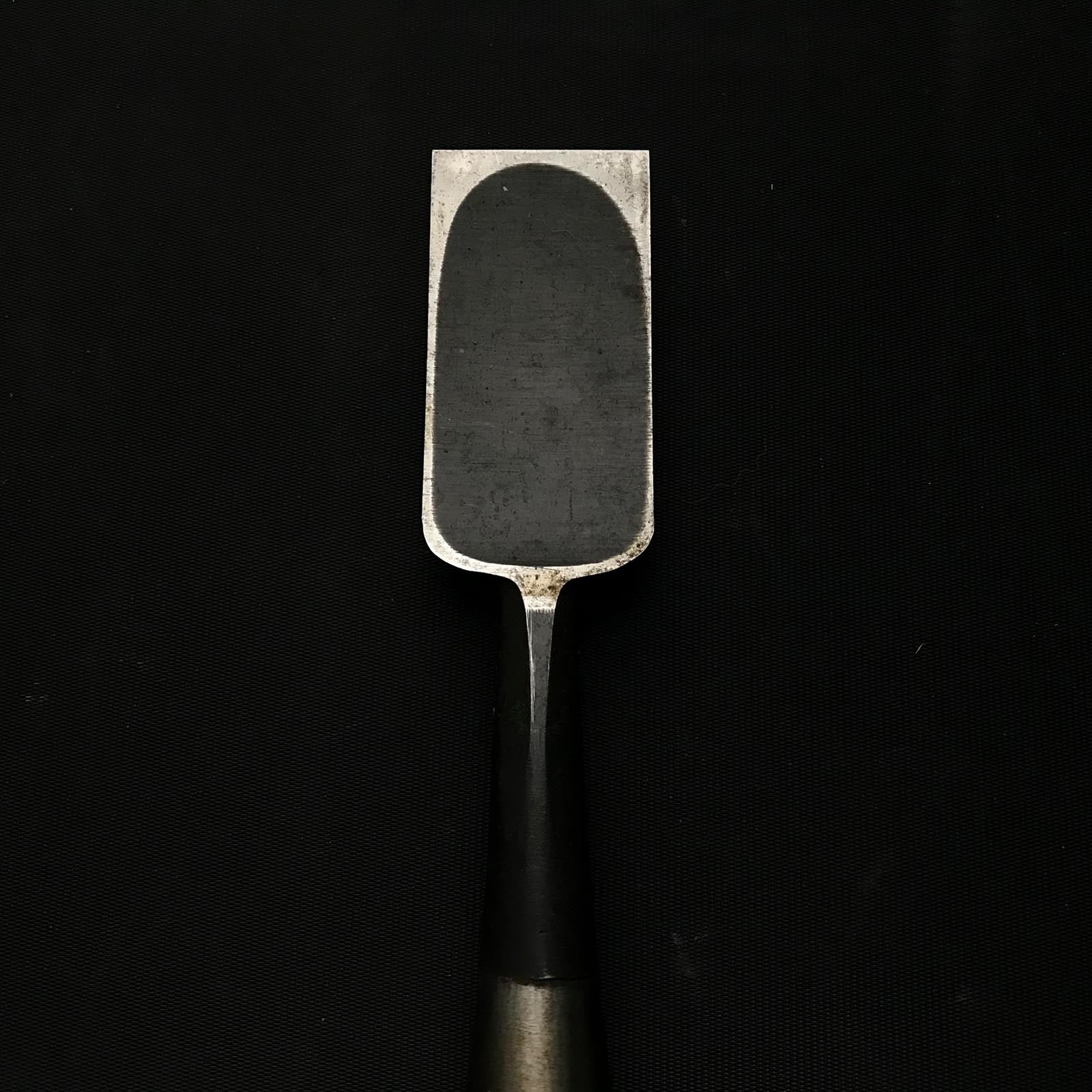 Old stock Yoshihiro Medium timber chisels 掘出し物 義廣 中叩鑿 36mm