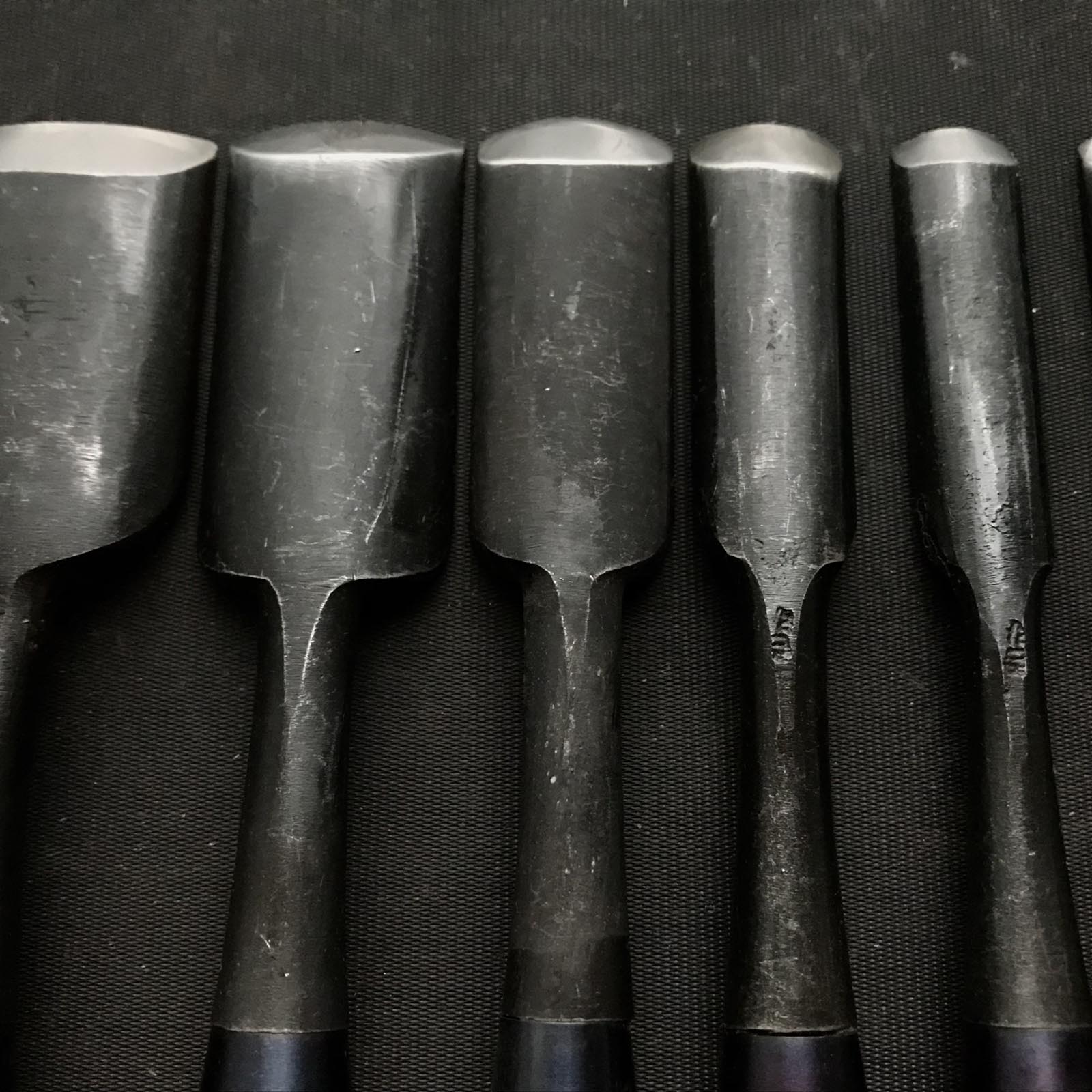 Old stock Uchimaru-Nomi Gouge Chisels (shallow U) 掘出し物 内丸鑿 浅丸 42,36,30,24,18,15,12,9mm