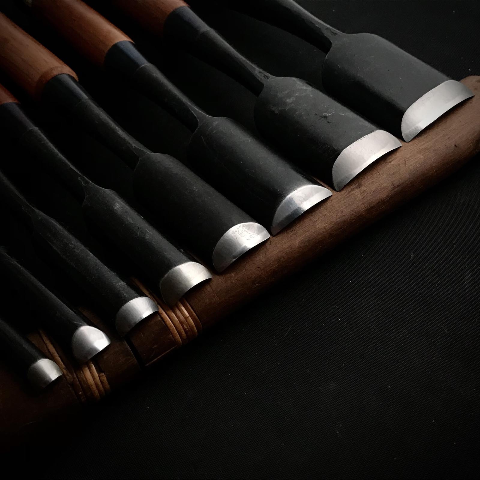 Old stock Uchimaru-Nomi Gouge Chisels (shallow U) 掘出し物 内丸鑿 浅丸 42,36,30,24,18,15,12,9mm