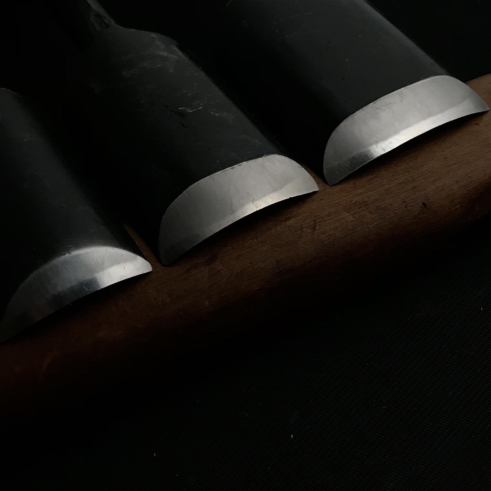 Old stock Uchimaru-Nomi Gouge Chisels (shallow U) 掘出し物 内丸鑿 浅丸 42,36,30,24,18,15,12,9mm