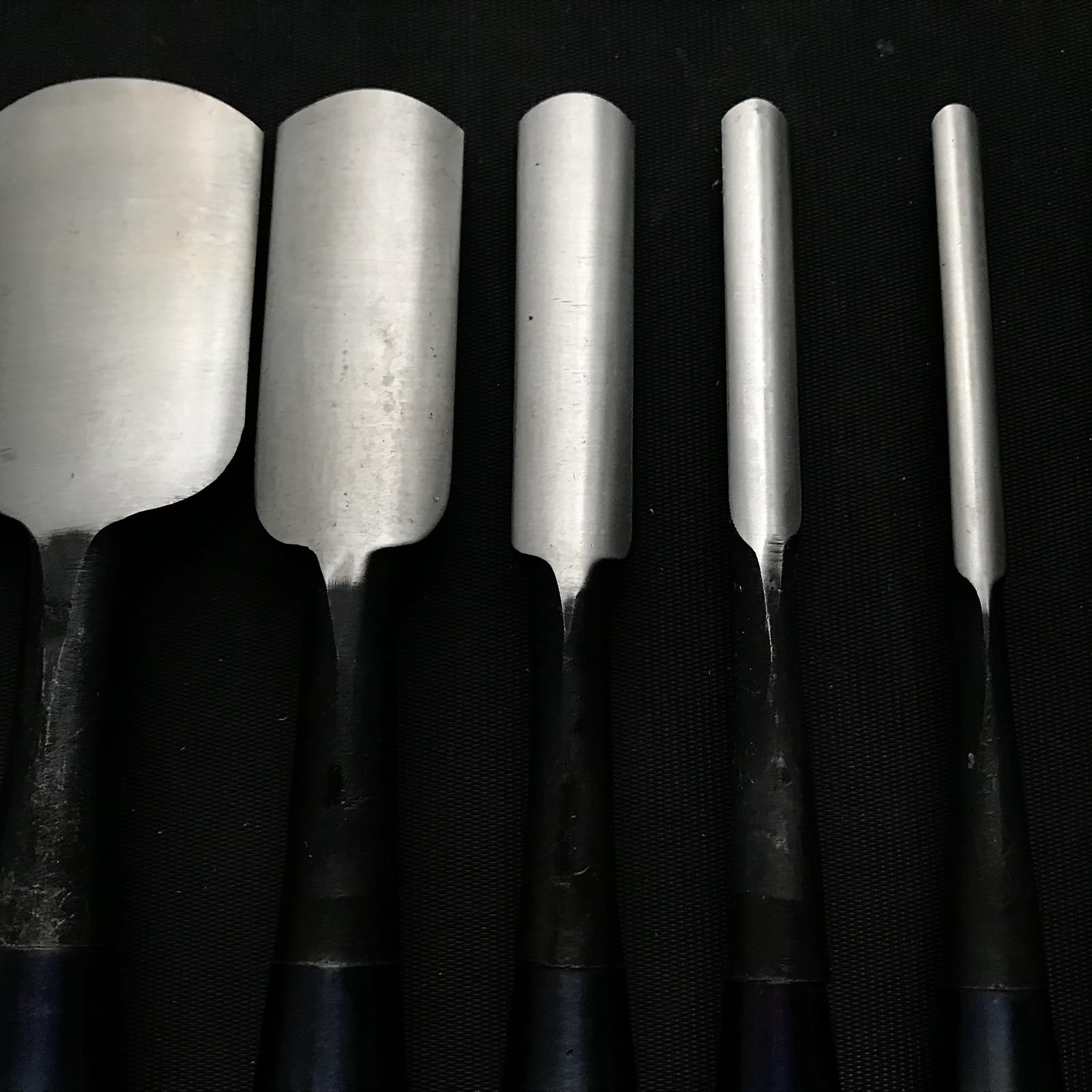 Old stock Yoshihiro Sotomaru chisels with white steel 掘出し物 吉弘 外丸鑿 白紙鋼 42,36,24,15,9mm
