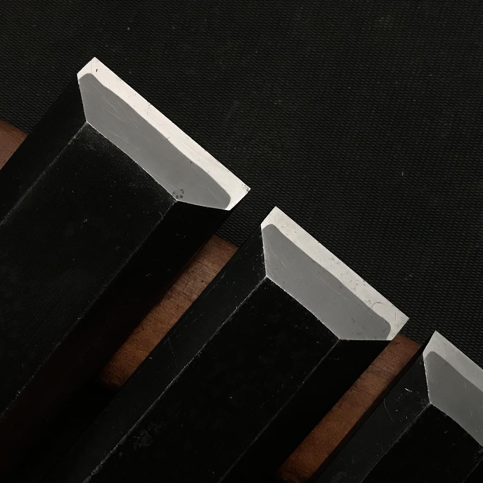 Kikuhiromaru Shorter Timber chisels 菊弘丸 中叩き鑿 Chutatakinomi 12,15,18,24,30,36mm