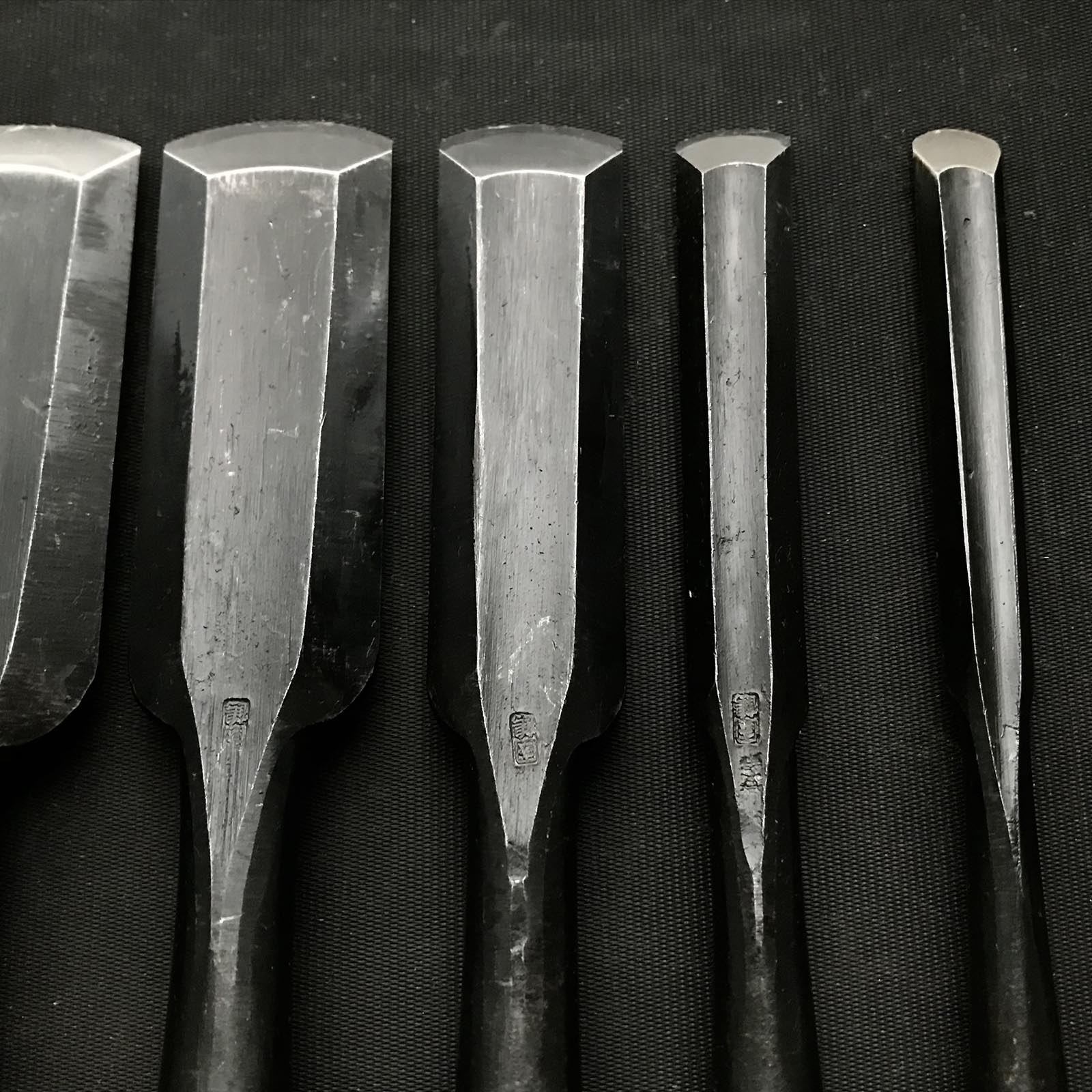 Old stock Kunitsuru Soto maru chisels set with white steel 掘出し物 國鶴 外丸叩き鑿 6本組 Sotomarunomi