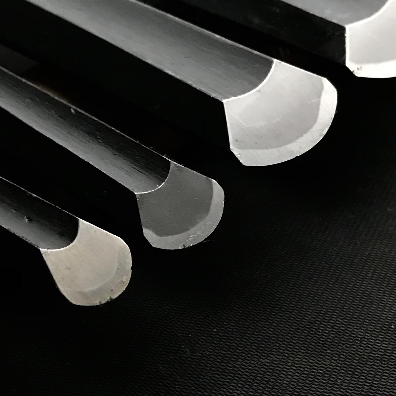 Old stock Kunitsuru Soto maru chisels set with white steel 掘出し物 國鶴 外丸叩き鑿 6本組 Sotomarunomi