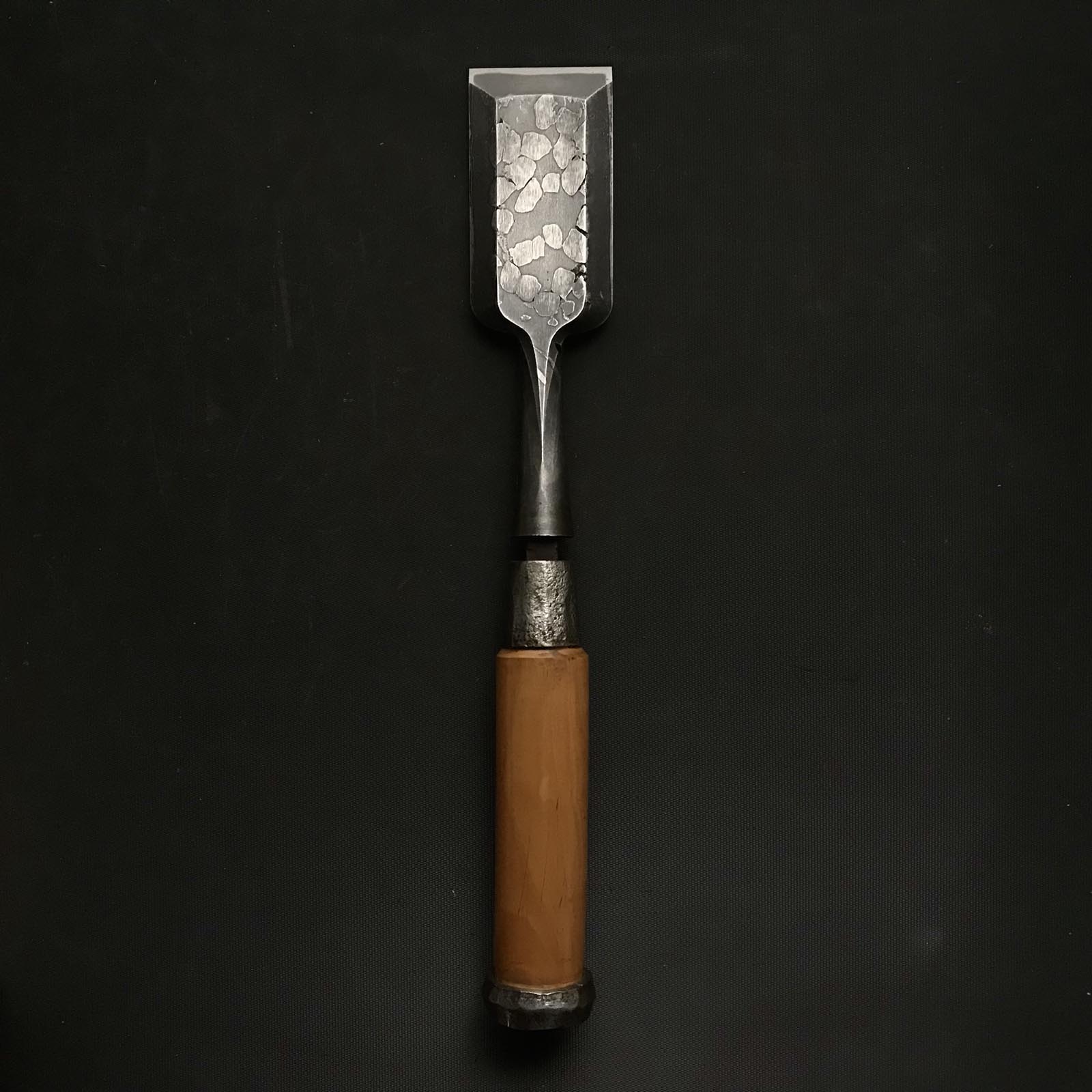 Old stock Kunikei 3rd Generations Special Timber chisels by Ikeda Yoshiro 掘出し物 魂 池田慶郎氏 三代目国慶作 叩鑿 48mm Tatakinomi