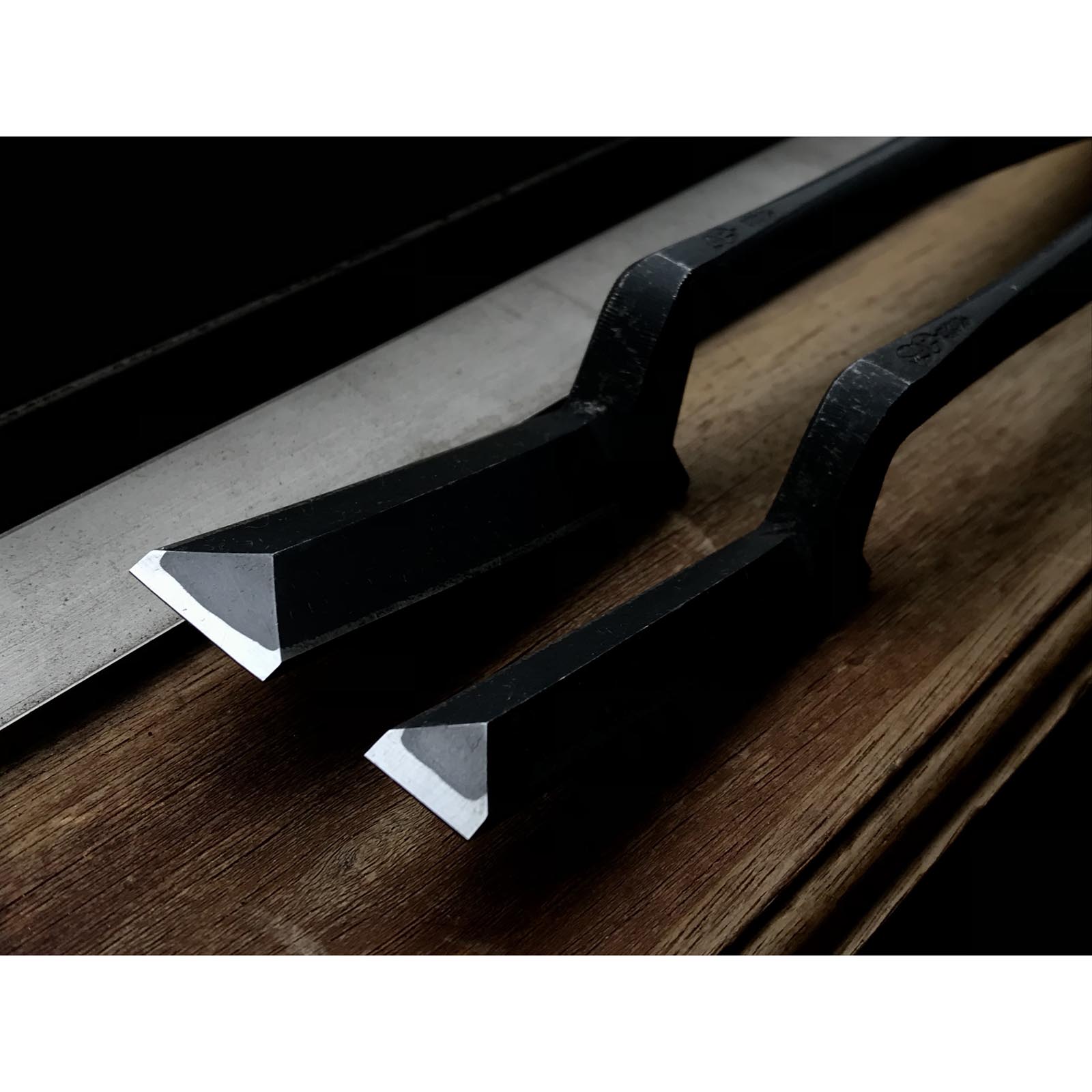 旧在庫 山広 鏝鑿セット(小手のみ) 岡山猛作 掘出し物 岡山猛作 山弘 鏝鑿セット 鎬型 12,18mm