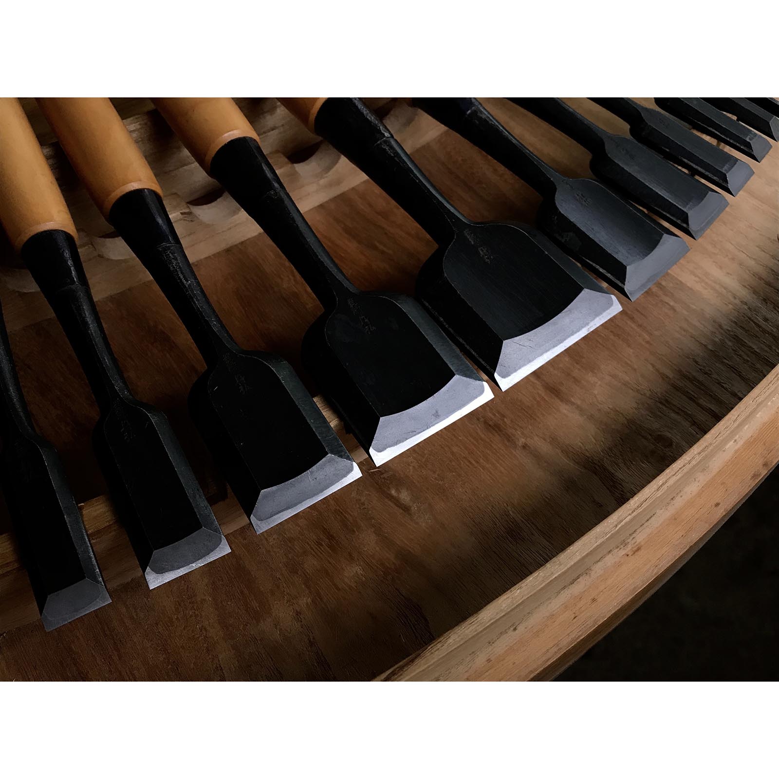 古株 無我 特製船広 ノミセット 掘り出し物 無我 舟弘作 追入15本組鑿 黄楊柄 オイレノミ