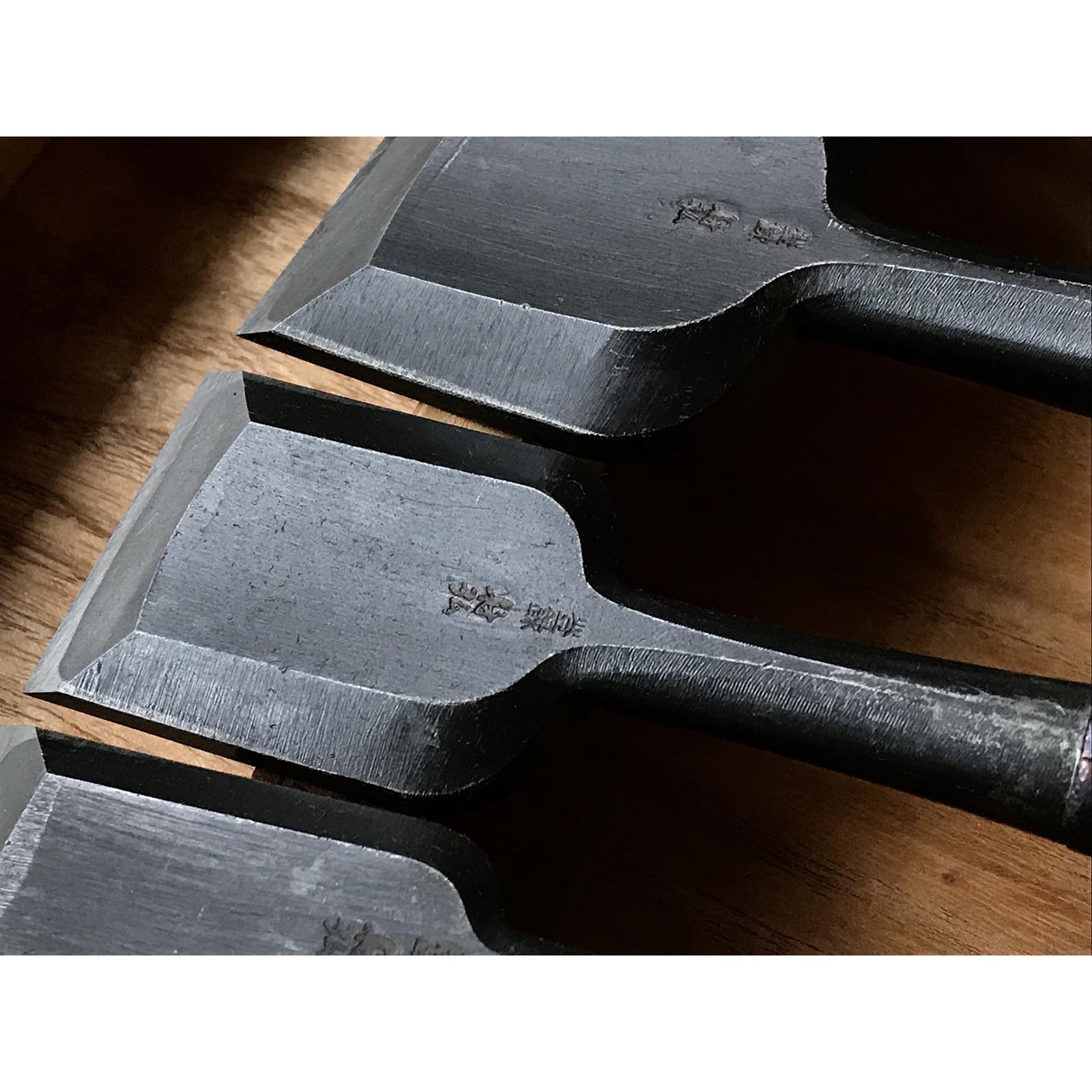 古株 無我 特製船広 ノミセット 掘り出し物 無我 舟弘作 追入15本組鑿 黄楊柄 オイレノミ