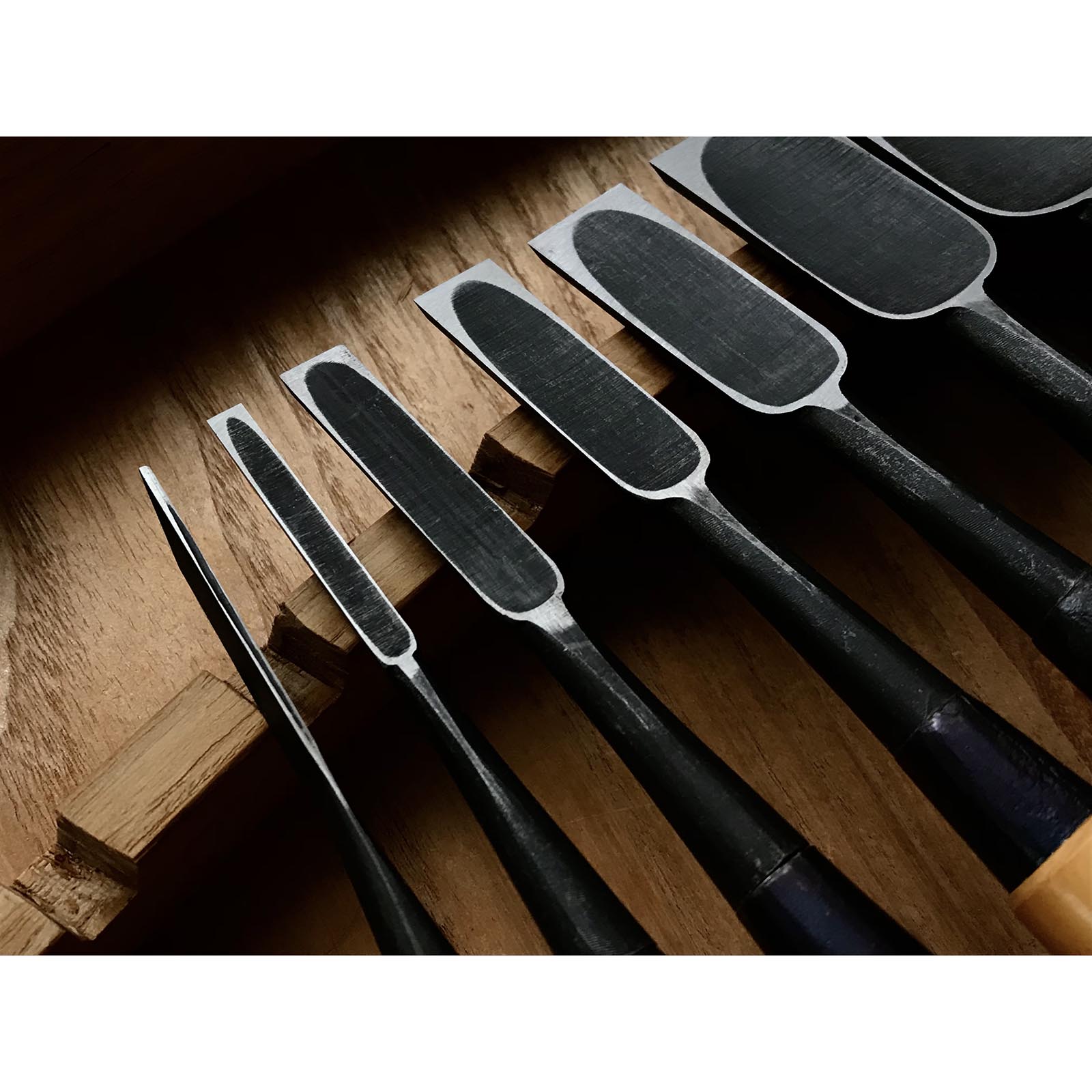 古株 無我 特製船広 ノミセット 掘り出し物 無我 舟弘作 追入15本組鑿 黄楊柄 オイレノミ