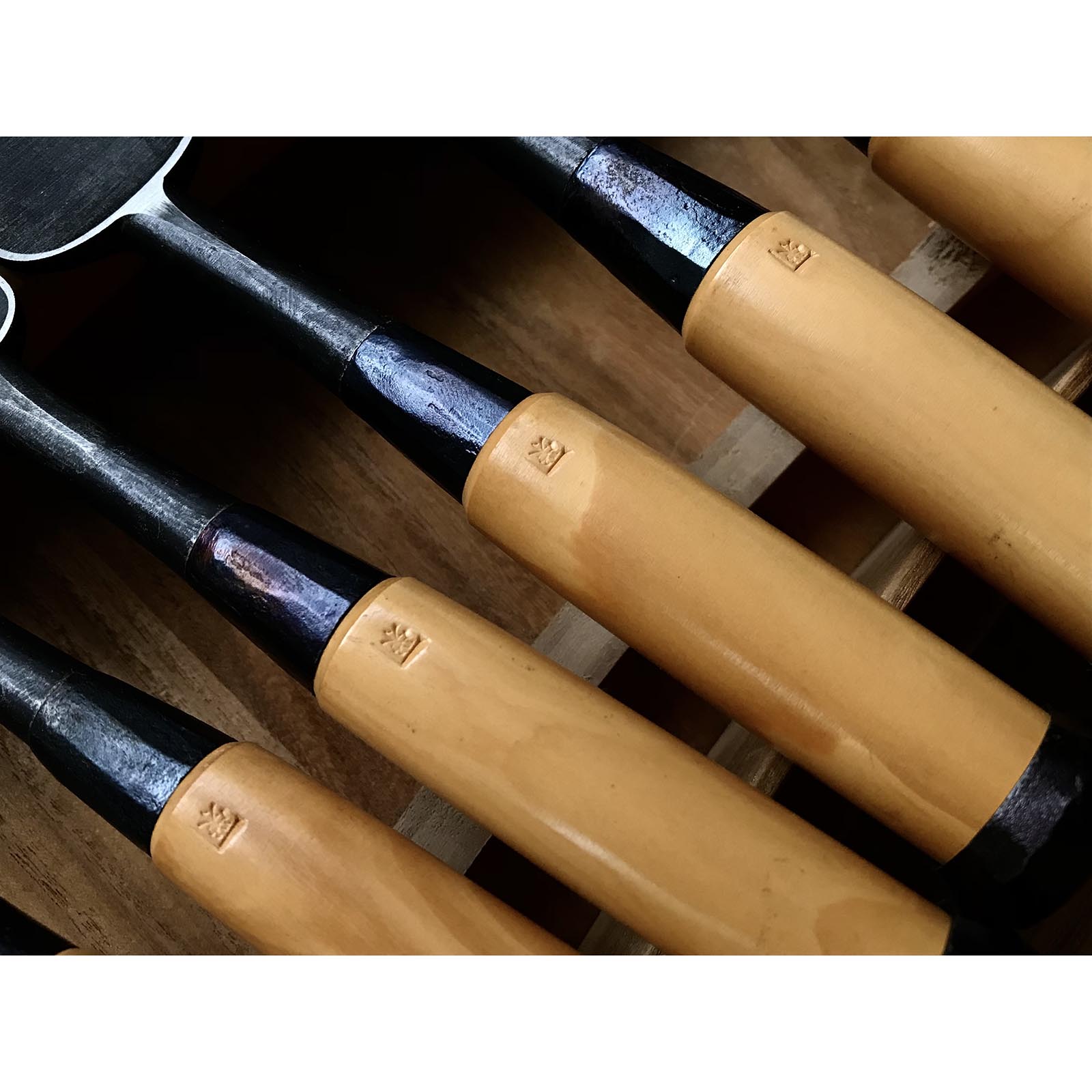 古株 無我 特製船広 ノミセット 掘り出し物 無我 舟弘作 追入15本組鑿 黄楊柄 オイレノミ