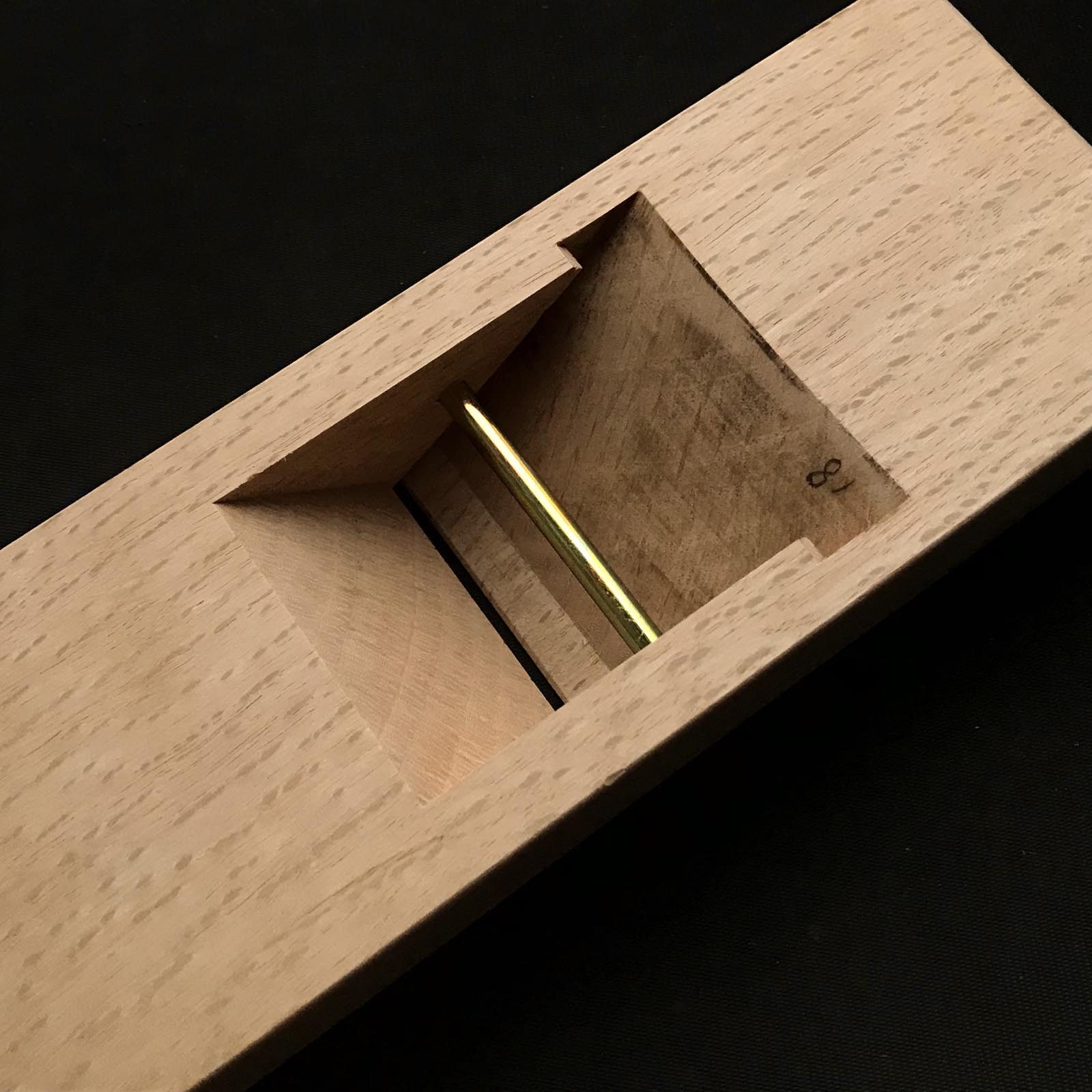 Old stock Hatsunao Smoothing Plane(Kanna) by Tanaka shougo 掘出し物 初直 田中昭吾作 仕上げ鉋 60mm