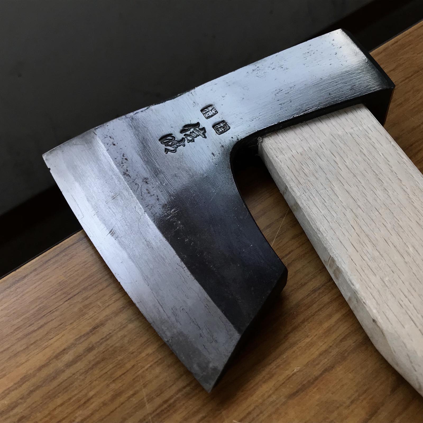 #Mk12 Old stock Nobuharu Japanese Carpenter's Axe 掘出し物 信晴 鉞 Masakari