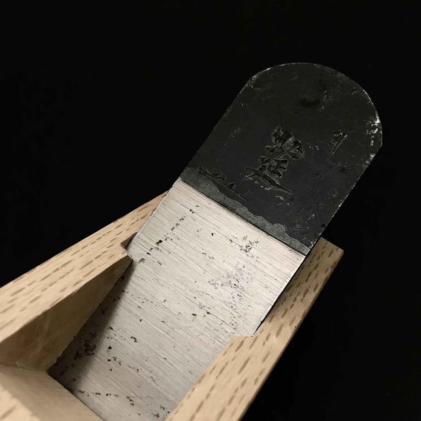 Old stock Sukenobe Small Plane (Kanna) with high angle wood body 掘出し物 助延 小鉋 9.5分勾配 45mm