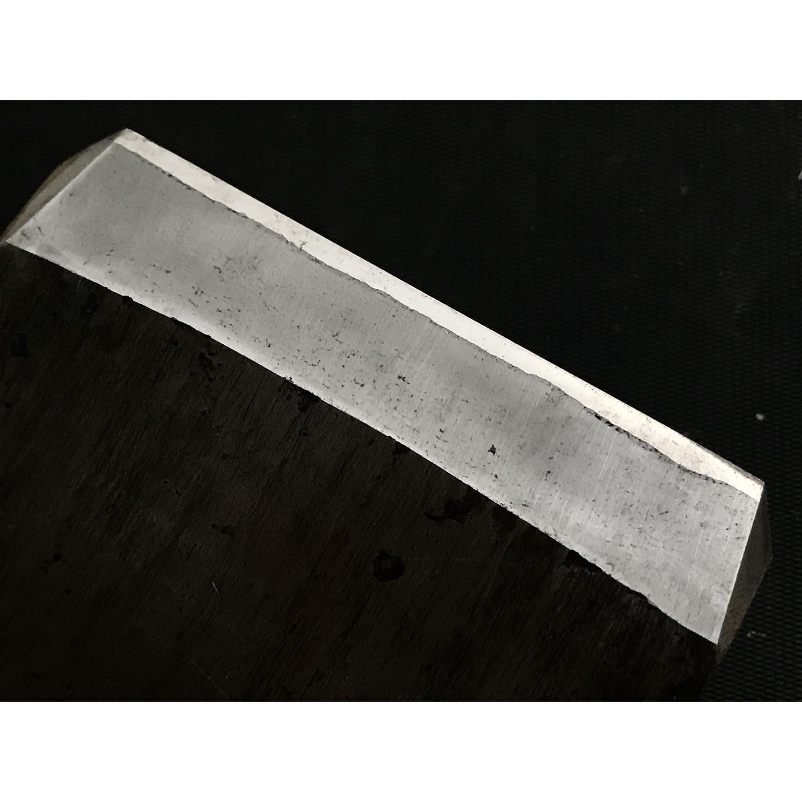 Old stock Tadaharu Smoothing Plane (Kanna) by Tsutsumitomoichi 掘出し物 堤朋一作 忠春 仕上げ鉋 70mm