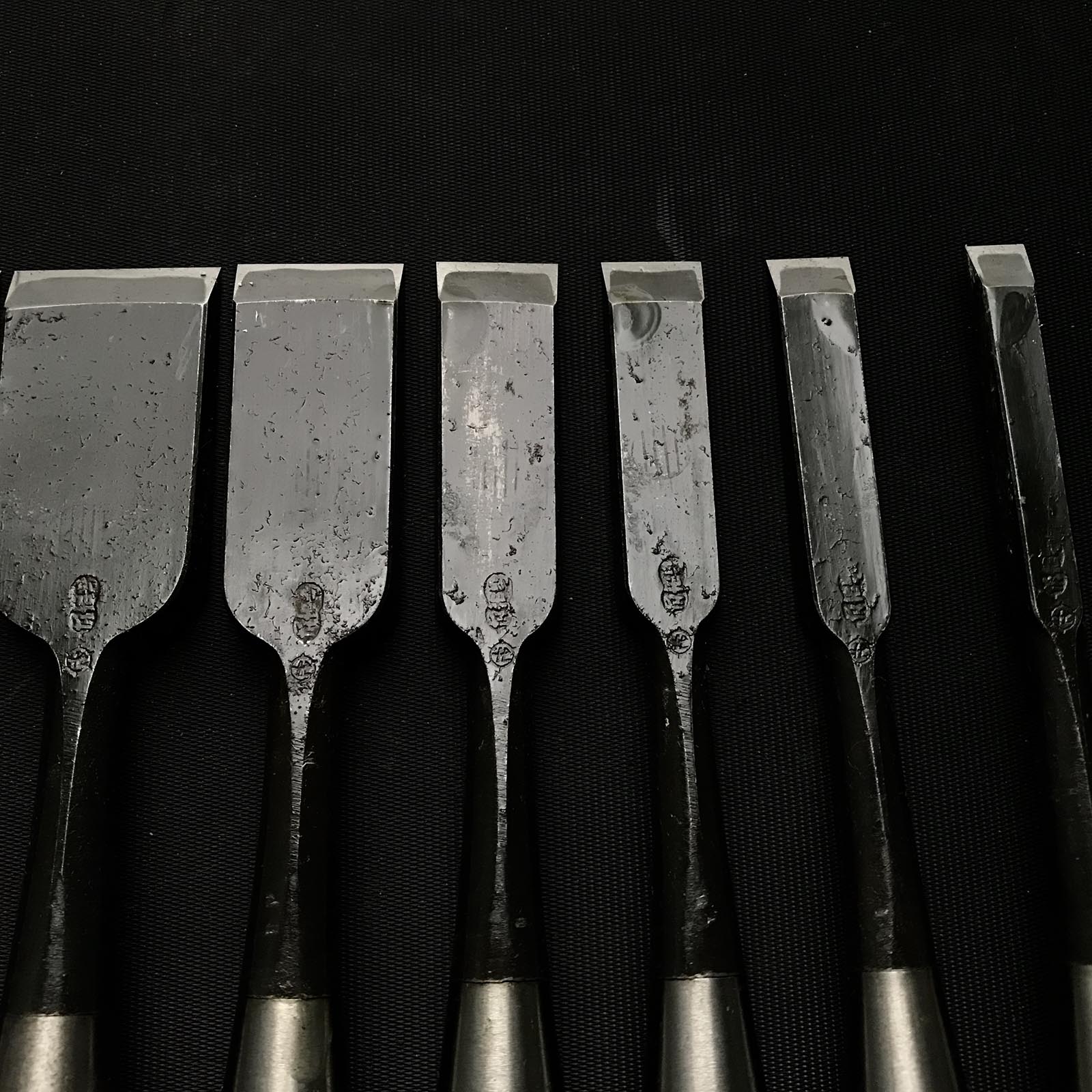 左市弘角打ち 卓上鑿セット 左市弘 角打追入組鑿 未使用