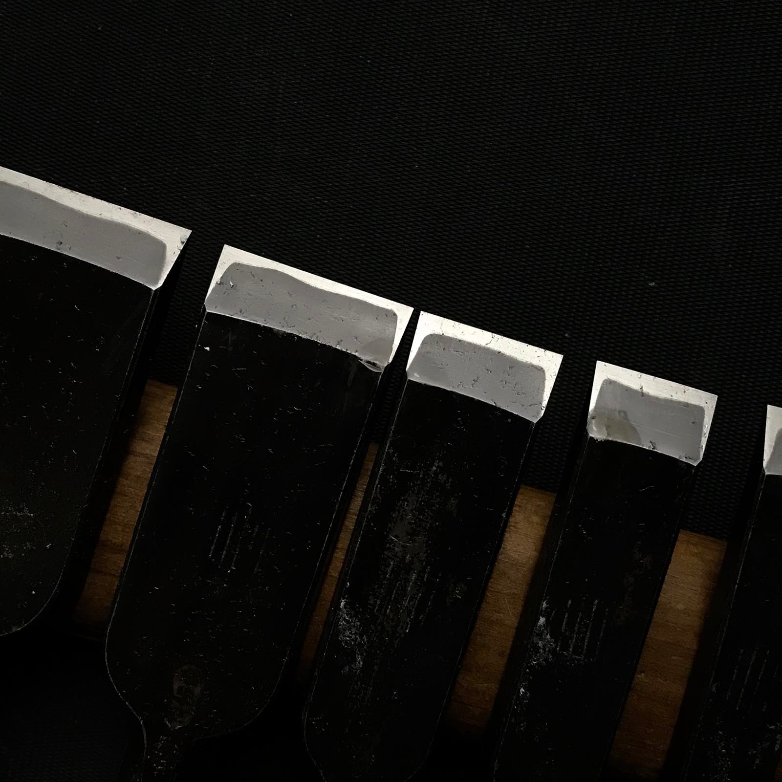 左市弘角打ち 卓上鑿セット 左市弘 角打追入組鑿 未使用