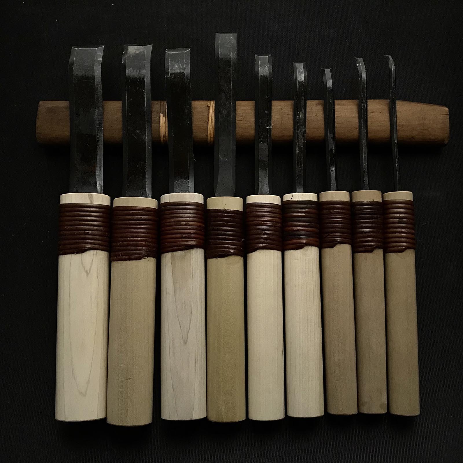 掘出し物 悦英 曲平刀 青紙鋼 Old stock Etsue Spoon (flat blade) Carving chisels with Blue steel